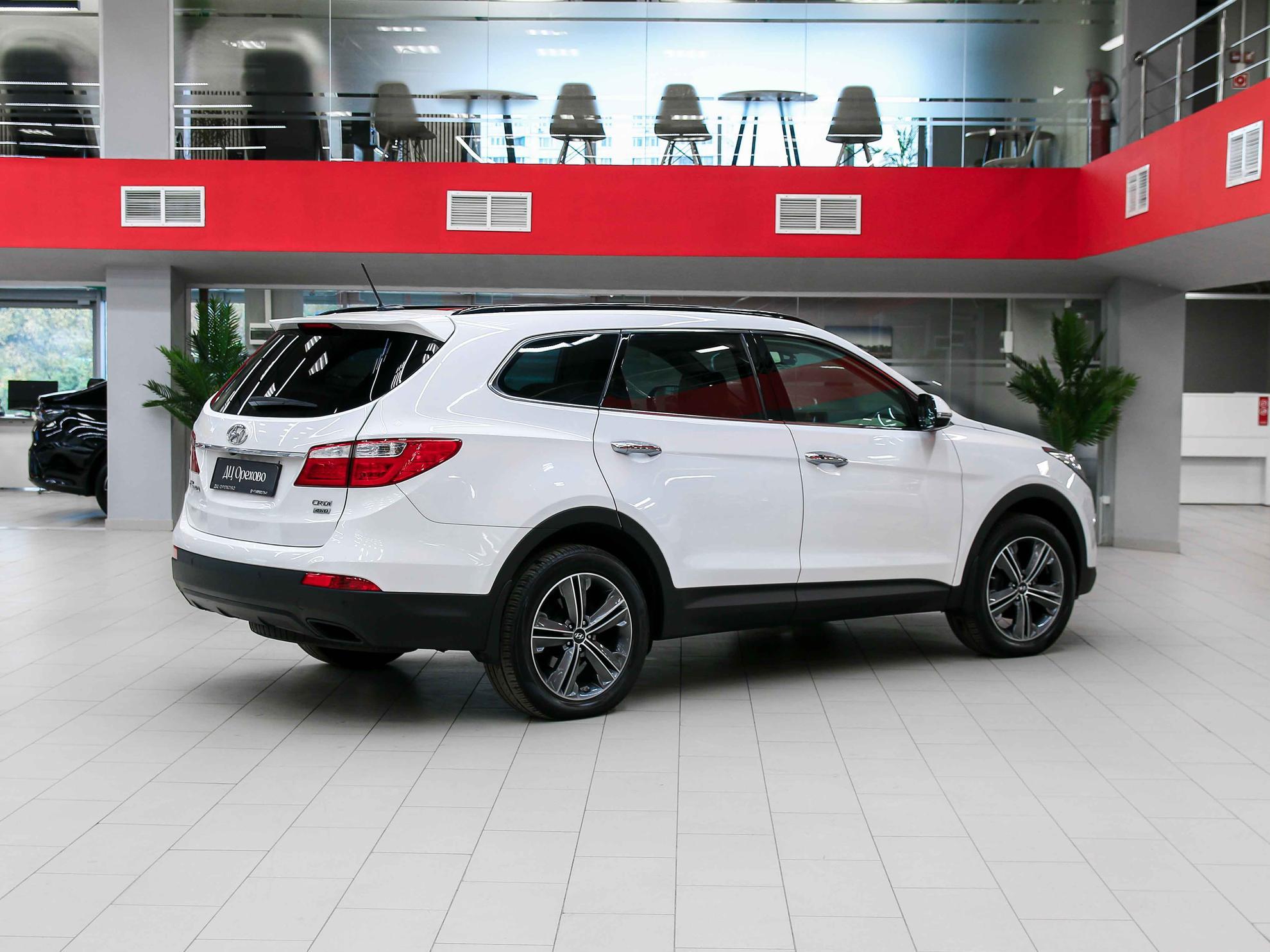Hyundai Santa Fe 2014, белый, ДЦ Орехово