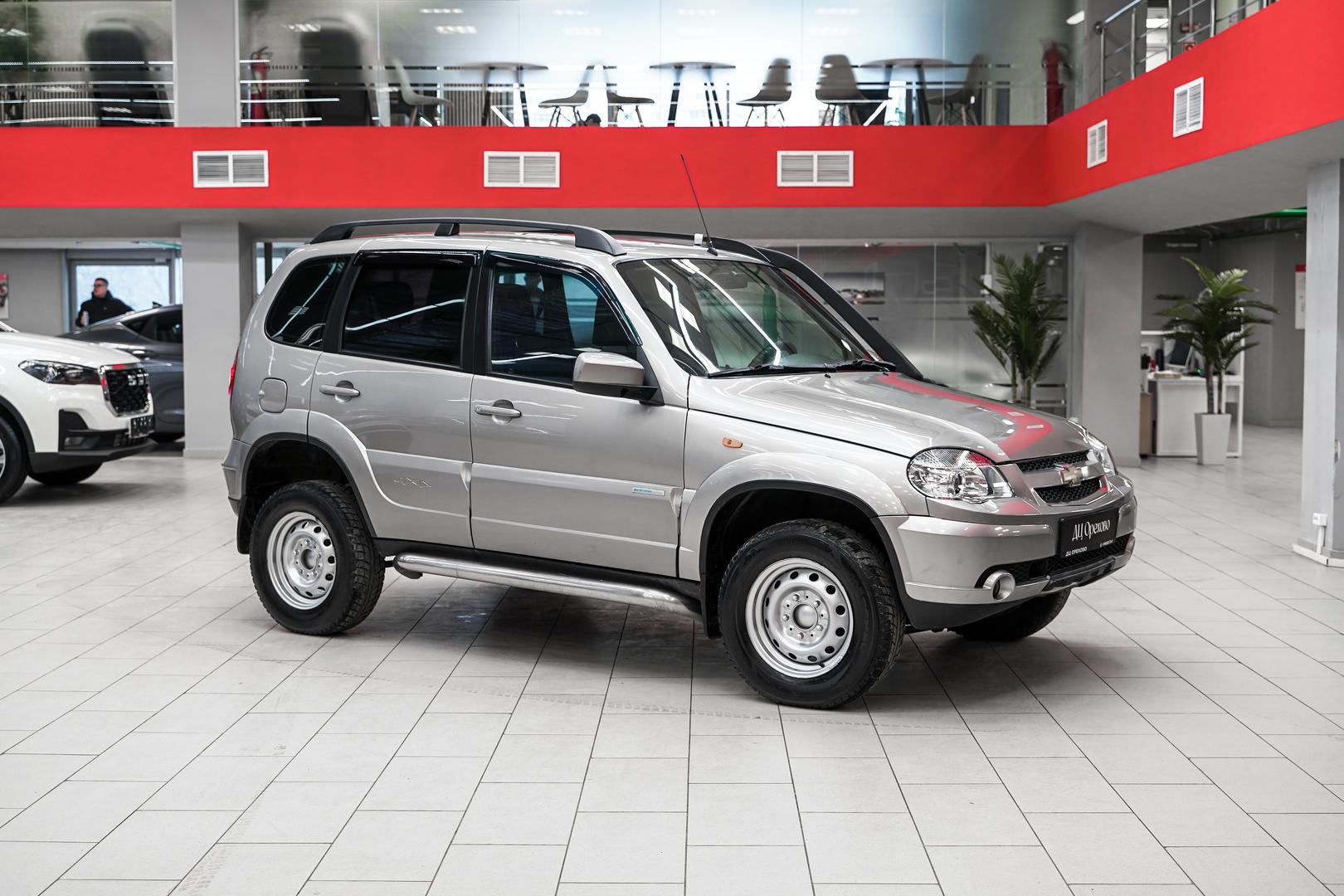 Chevrolet Niva 2014, серый, ДЦ Орехово