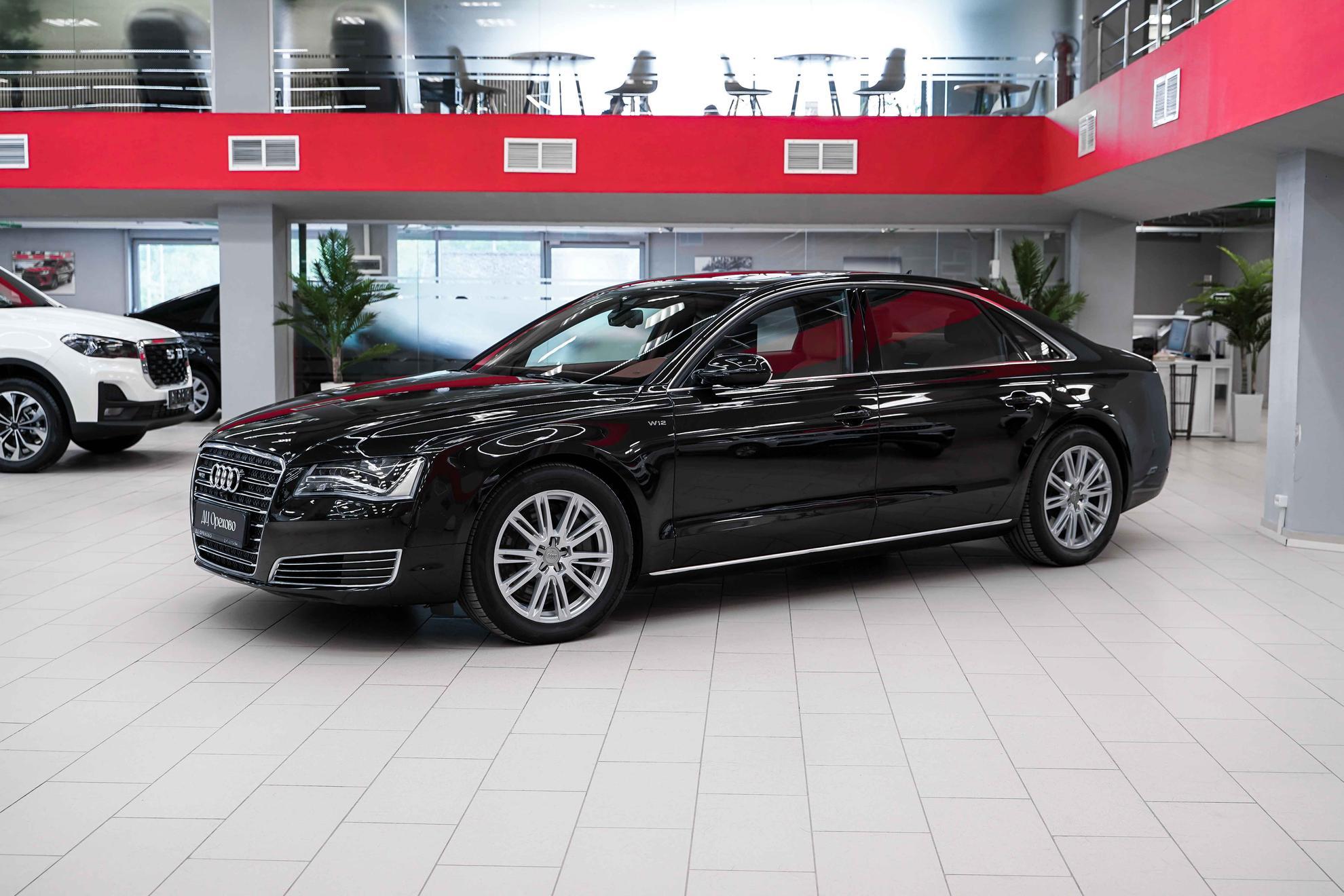 Audi A8 2012, черный, ДЦ Орехово