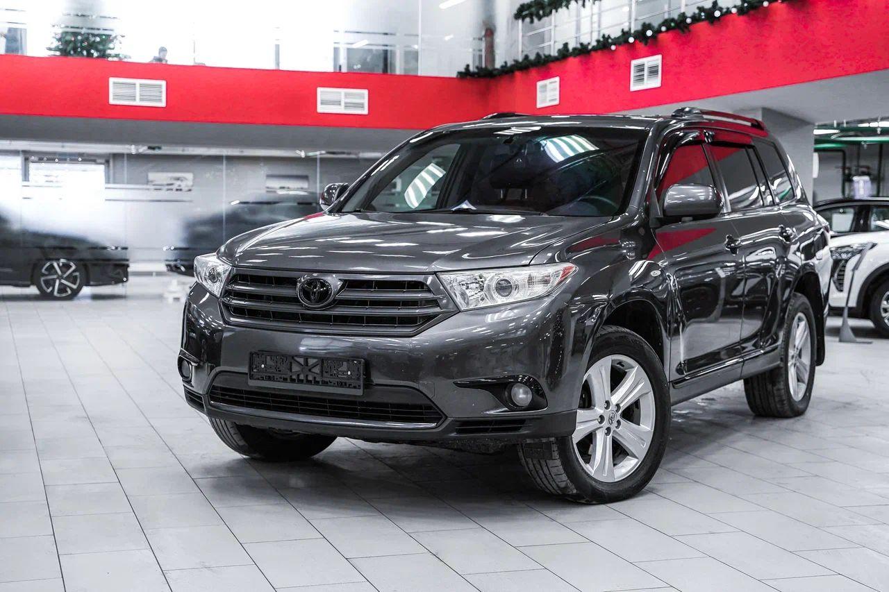 Toyota Highlander 2010, серый, ДЦ Орехово