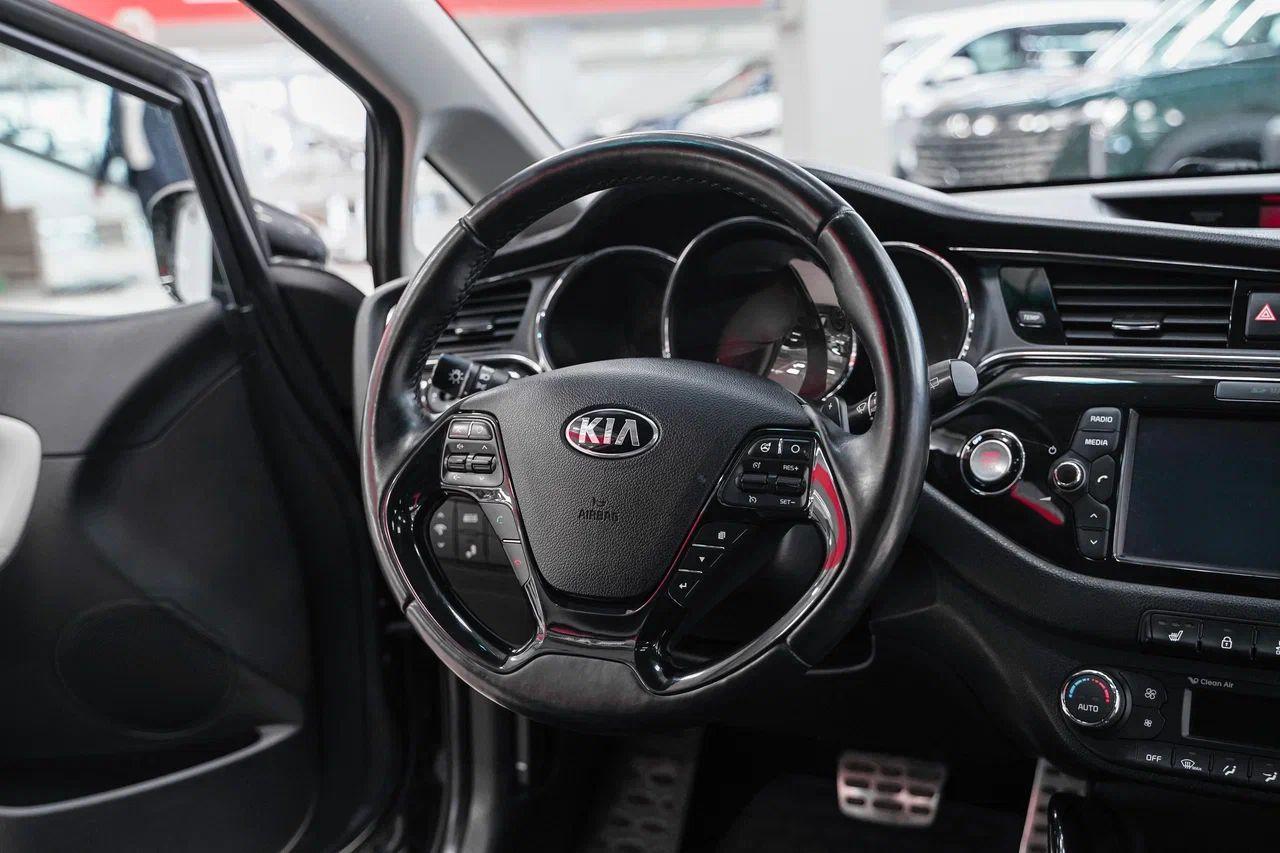 Kia Ceed 2015, серый, ДЦ Орехово