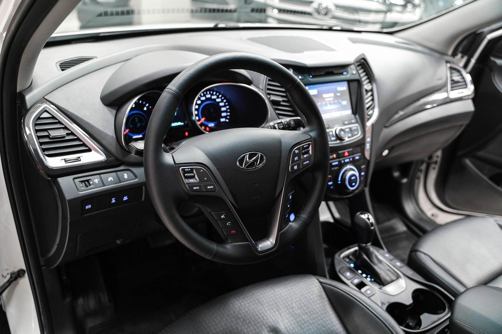 Hyundai Santa Fe 2014, белый, ДЦ Орехово