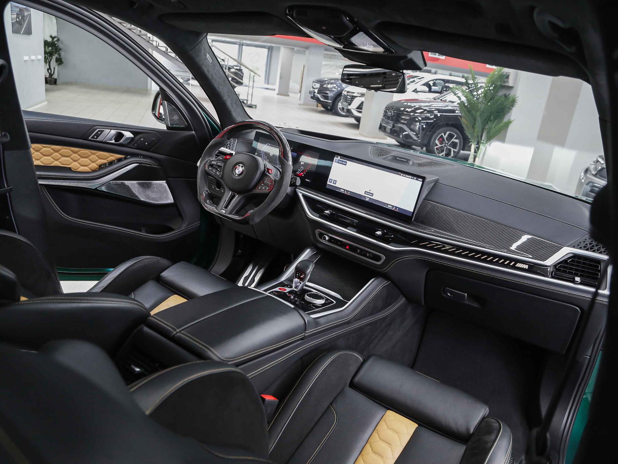 BMW X5 M 2023, зеленый, ДЦ Орехово