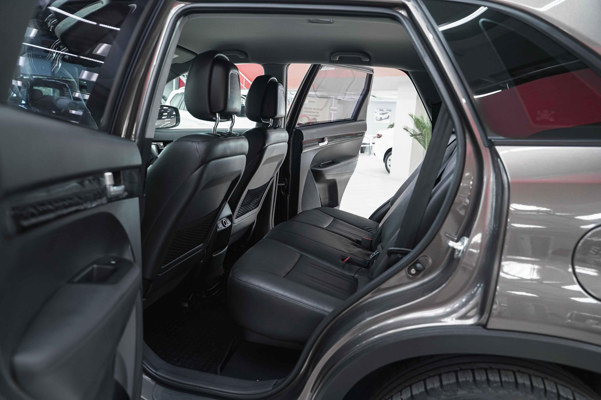 Kia Sorento 2018, бежевый, ДЦ Орехово
