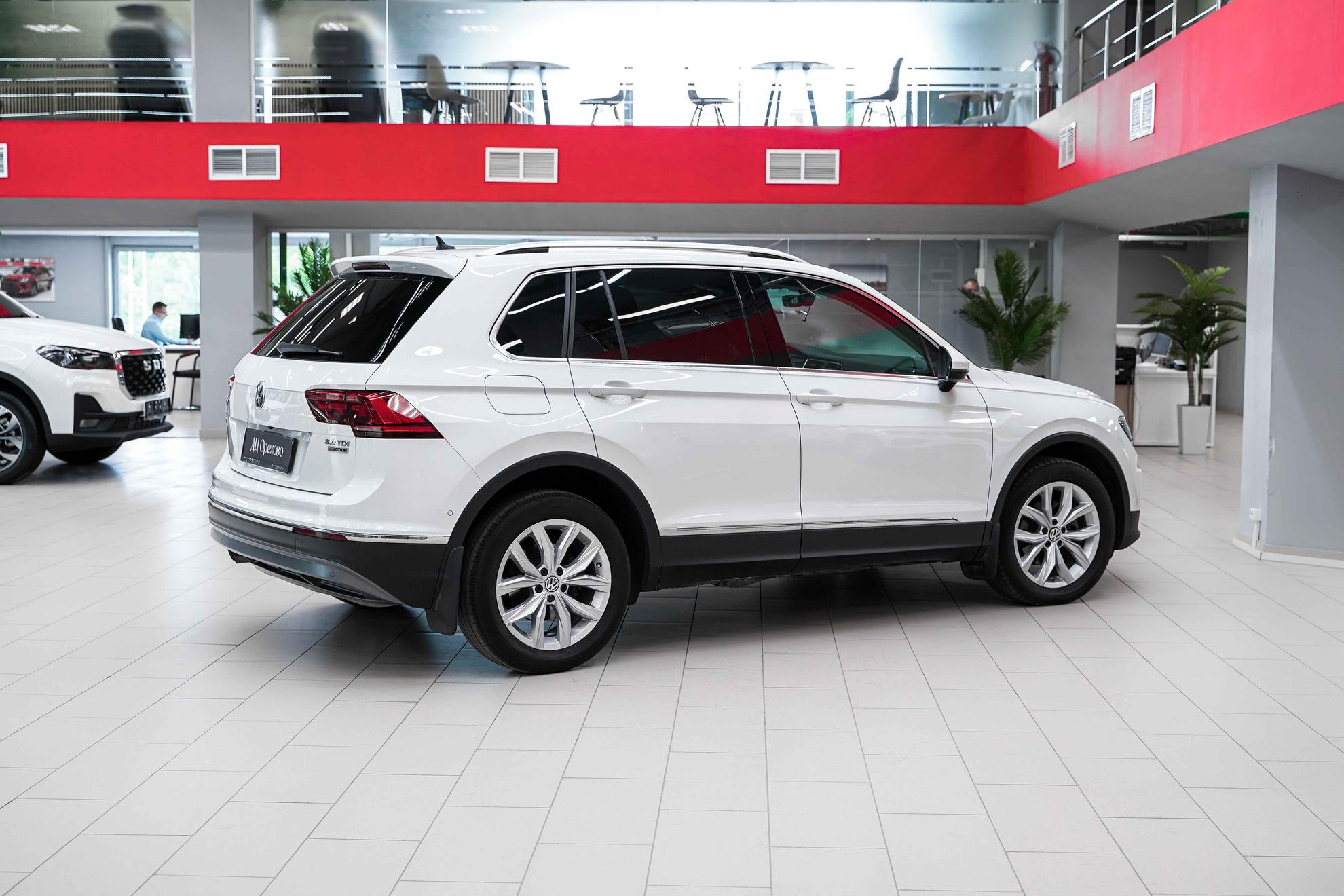 Volkswagen Tiguan 2017, белый, ДЦ Орехово