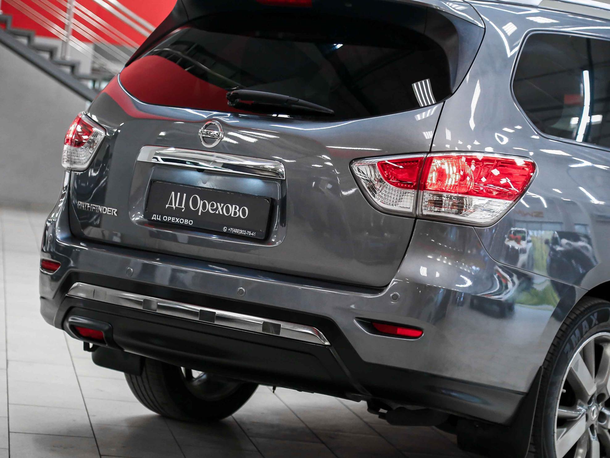 Nissan Pathfinder 2014, серый, ДЦ Орехово