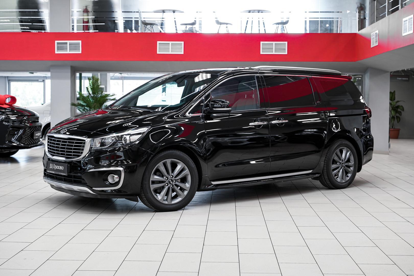 Kia Carnival 2017, черный, ДЦ Орехово