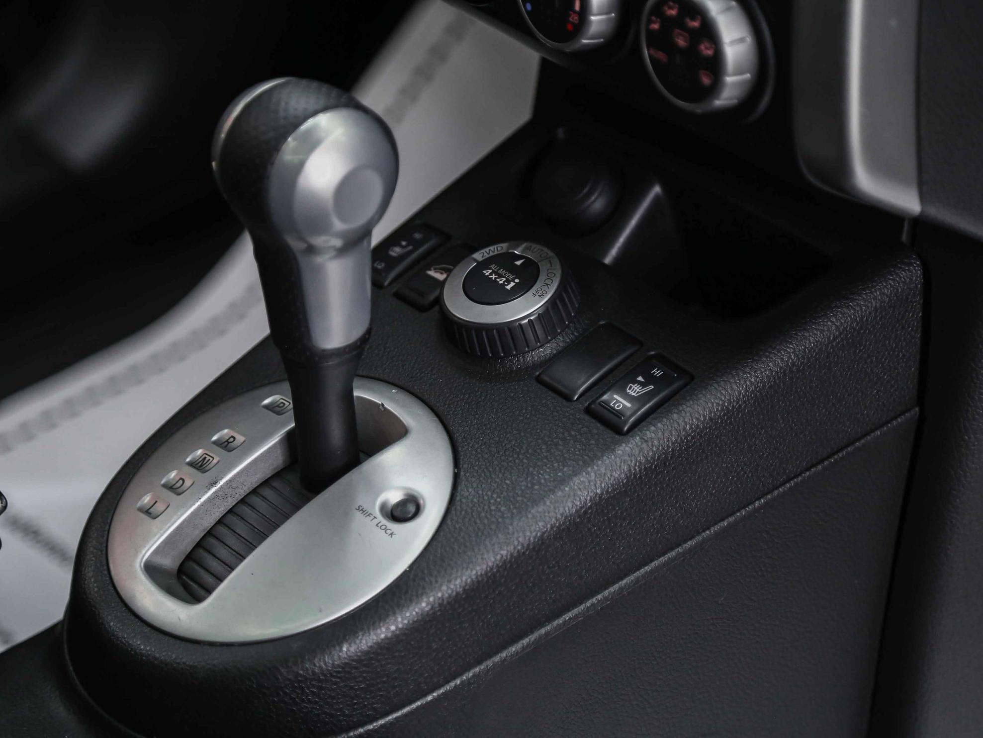 Nissan X-Trail 2011, серый, ДЦ Орехово