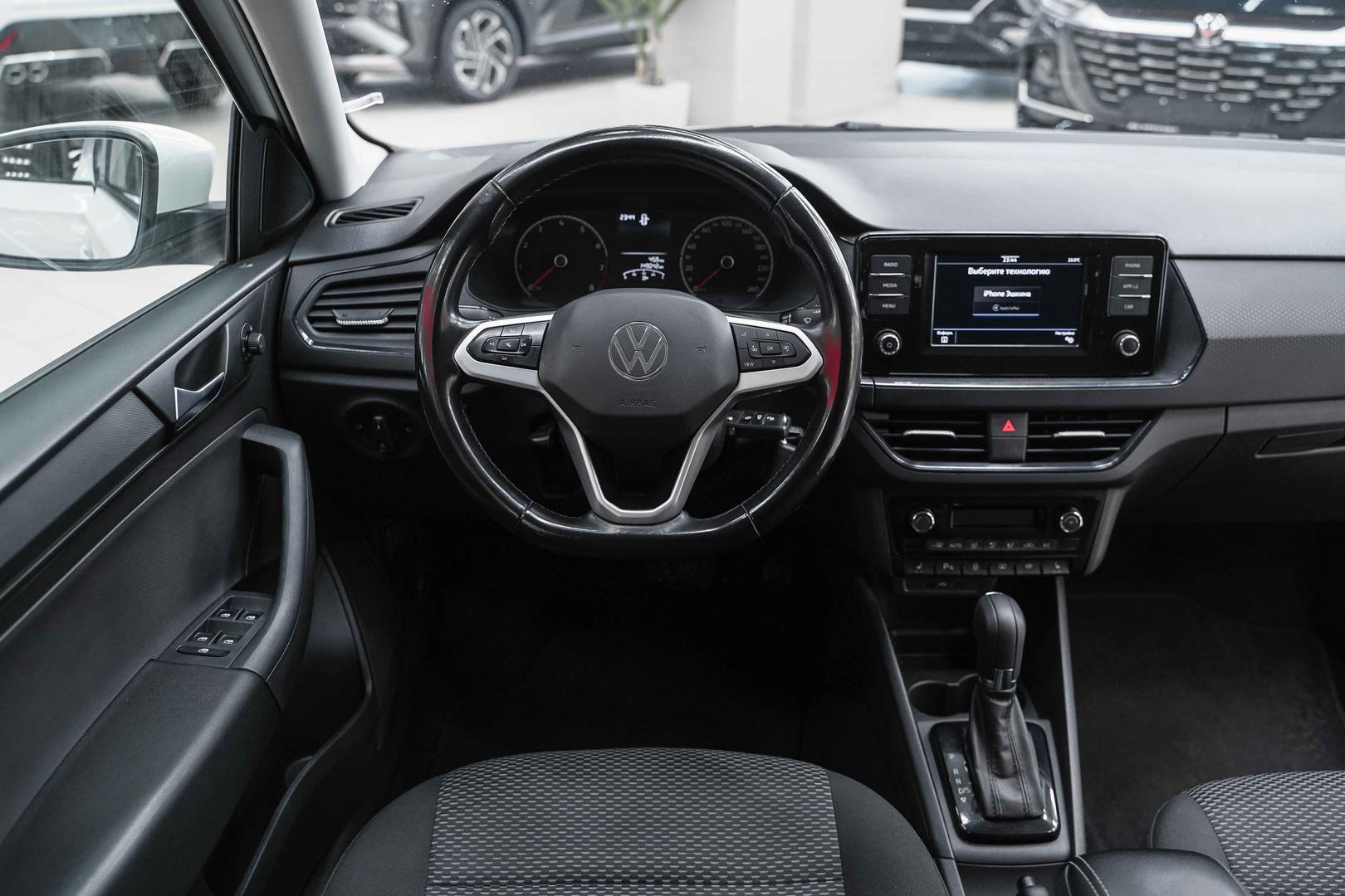 Volkswagen Polo 2021, белый, ДЦ Орехово