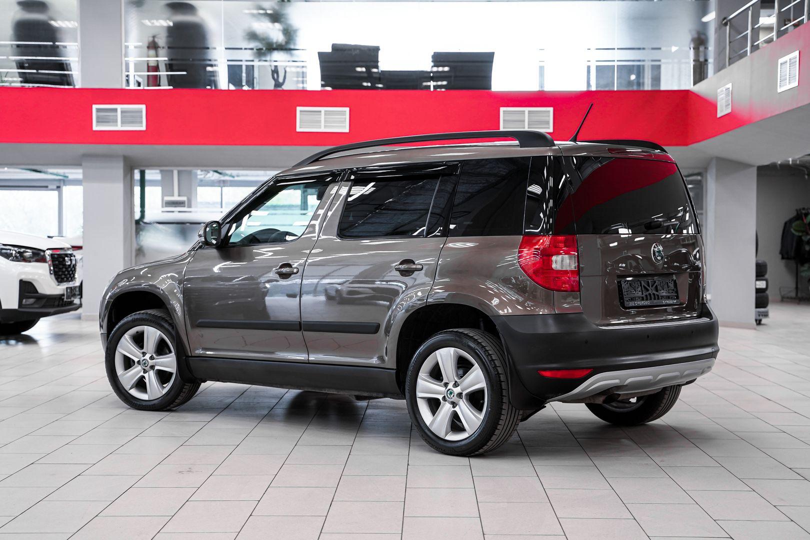 Skoda Yeti 2012, коричневый, ДЦ Орехово