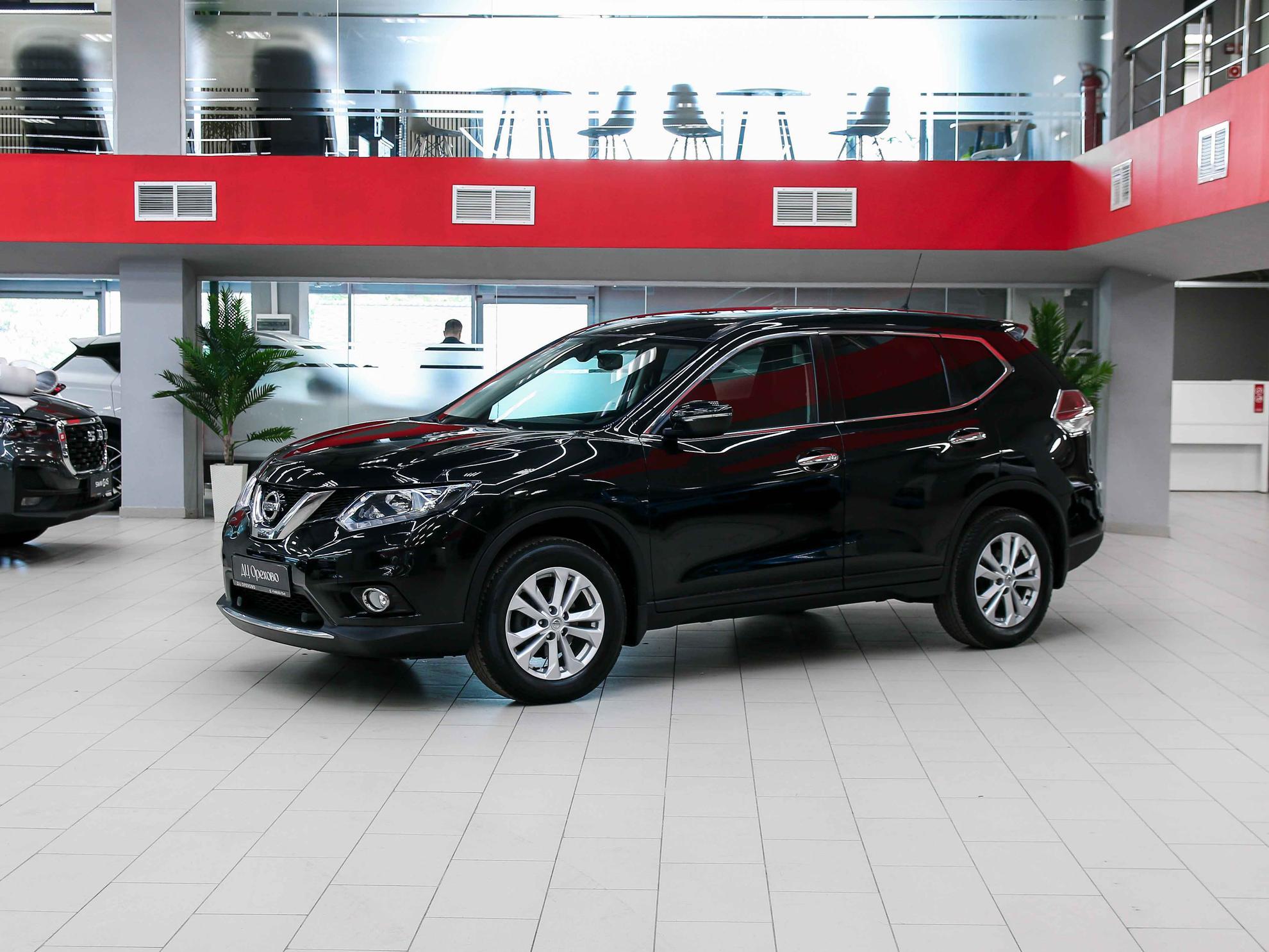 Nissan X-Trail 2016, черный, ДЦ Орехово