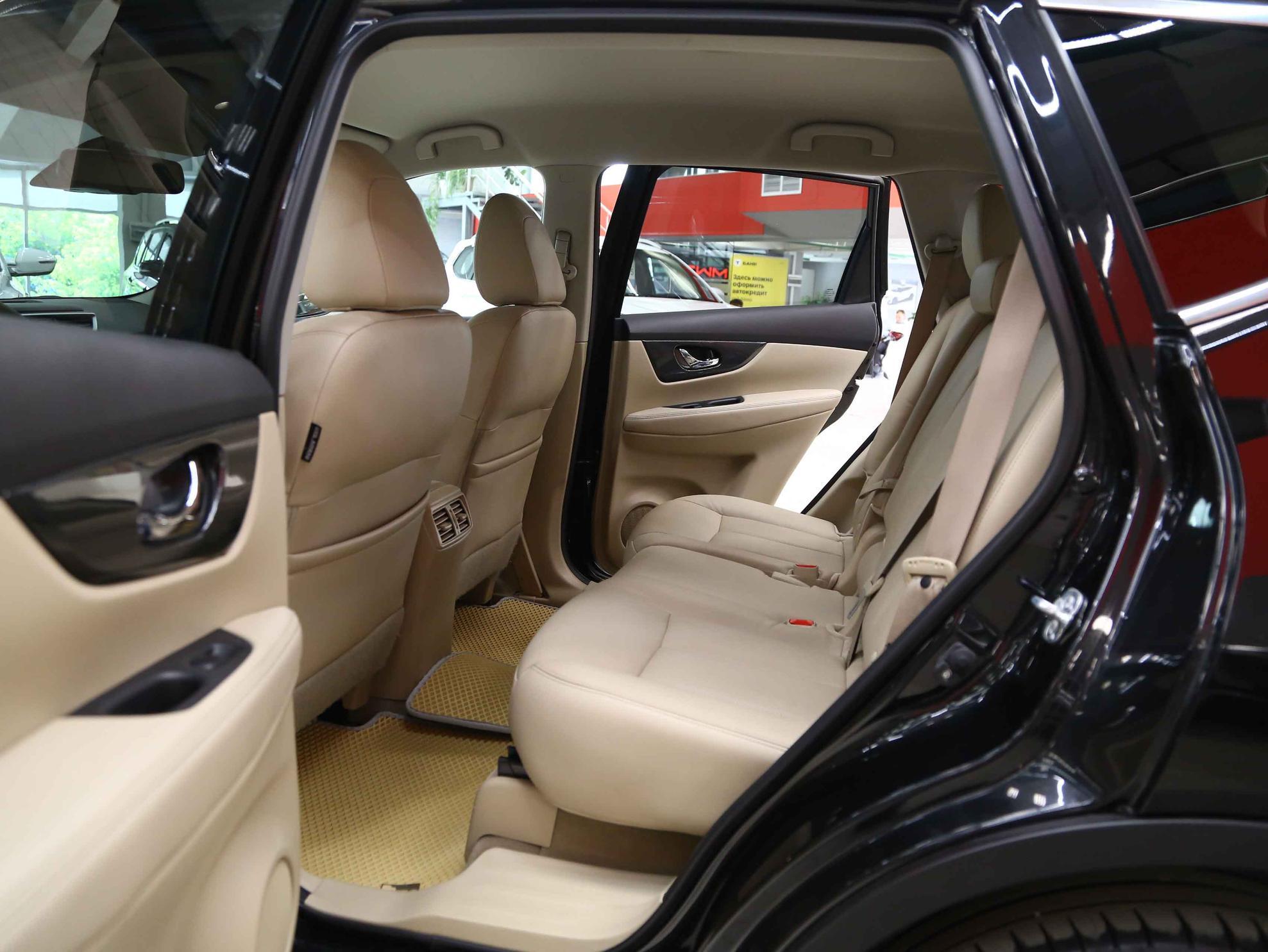 Nissan X-Trail 2016, черный, ДЦ Орехово
