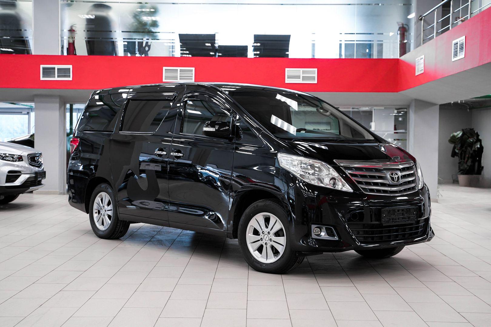 Toyota Alphard 2012, черный, ДЦ Орехово