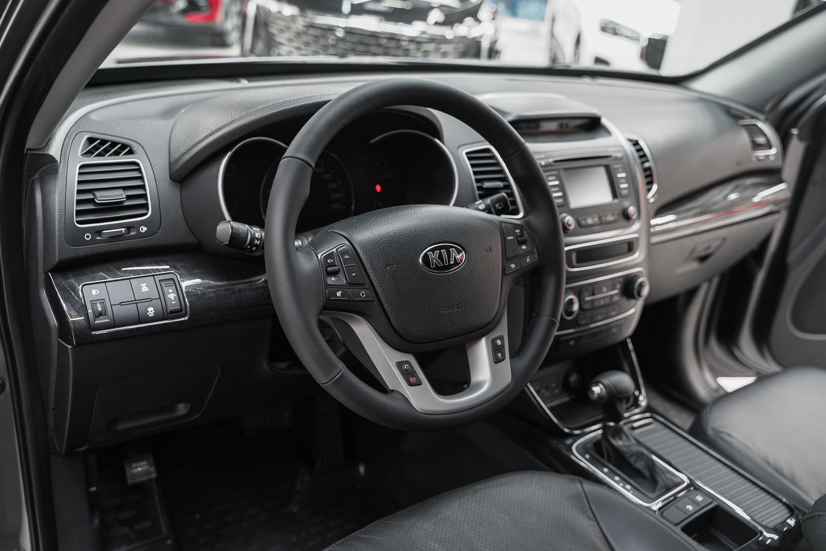Kia Sorento 2017, серый, ДЦ Орехово