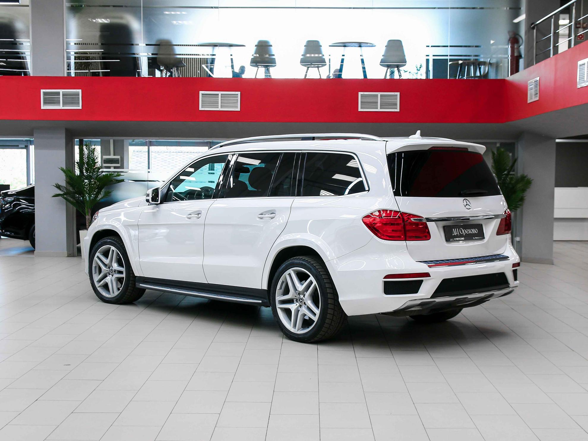 Mercedes-Benz GL-Класс 2014, белый, ДЦ Орехово