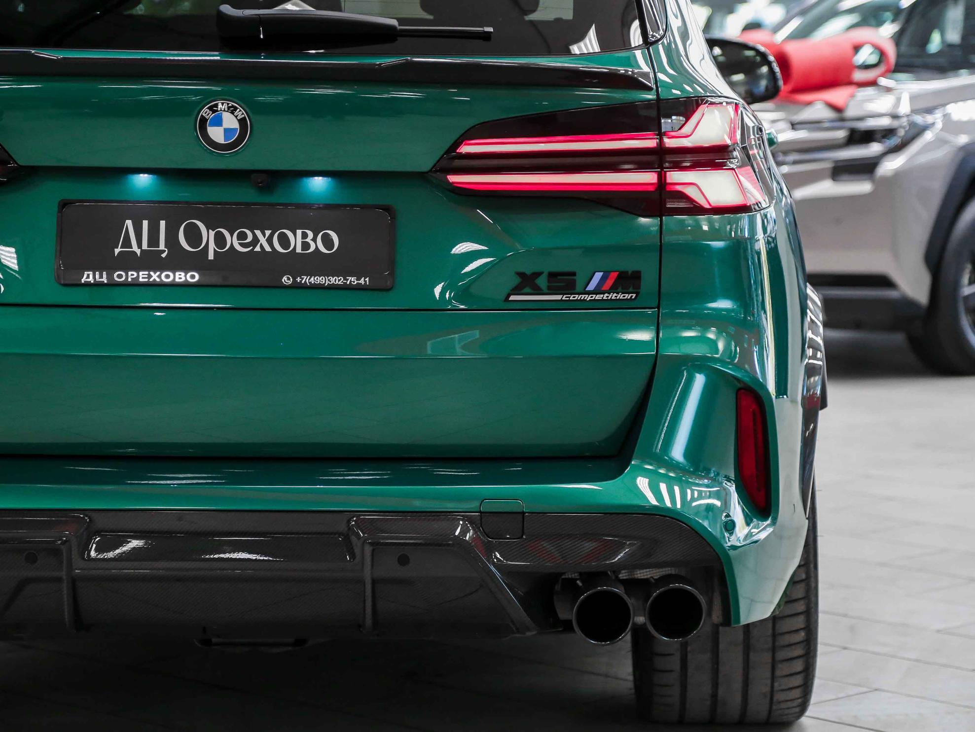 BMW X5 M 2023, зеленый, ДЦ Орехово