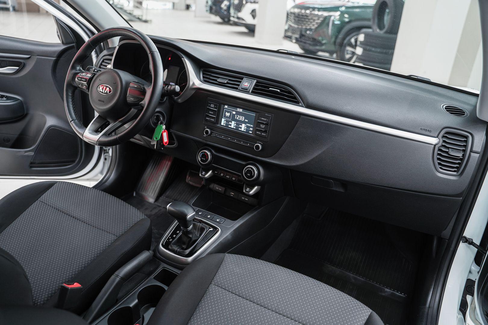 Kia Rio 2020, белый, ДЦ Орехово