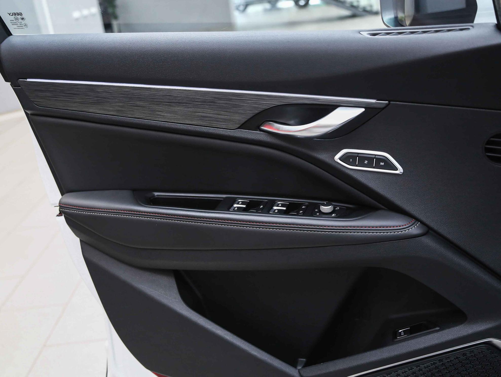 Geely Tugella 2023, белый, ДЦ Орехово