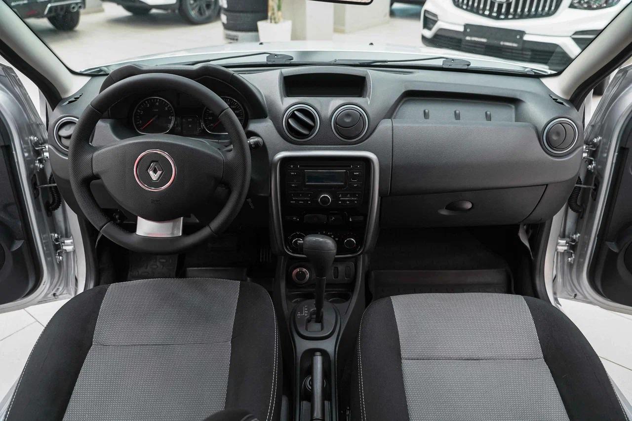 Renault Duster 2013, серебряный, ДЦ Орехово