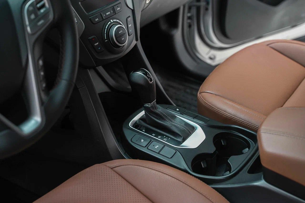 Hyundai Santa Fe 2017, серебряный, ДЦ Орехово