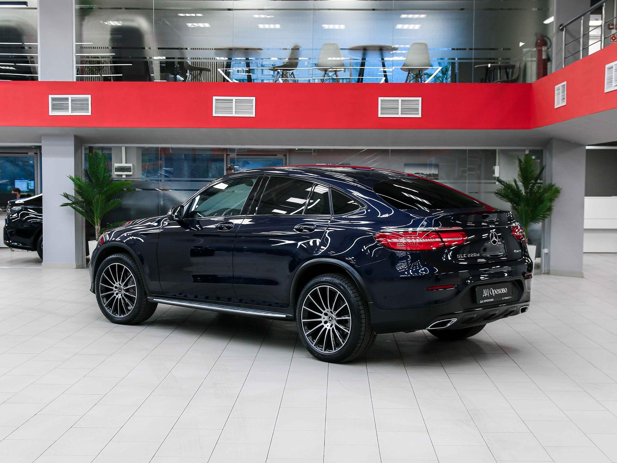 Mercedes-Benz GLC 2019, синий, ДЦ Орехово
