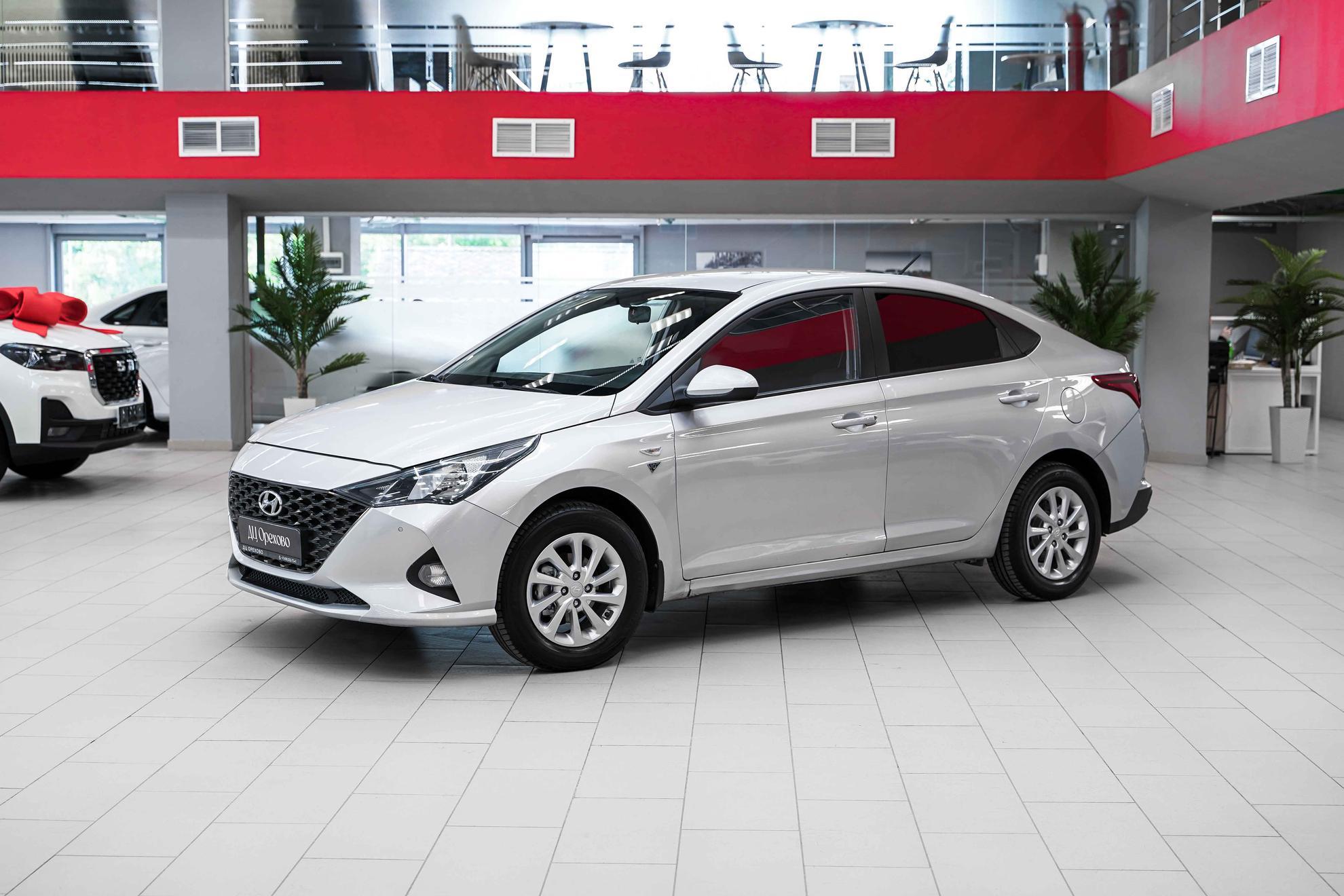 Hyundai Solaris 2021, серебряный, ДЦ Орехово