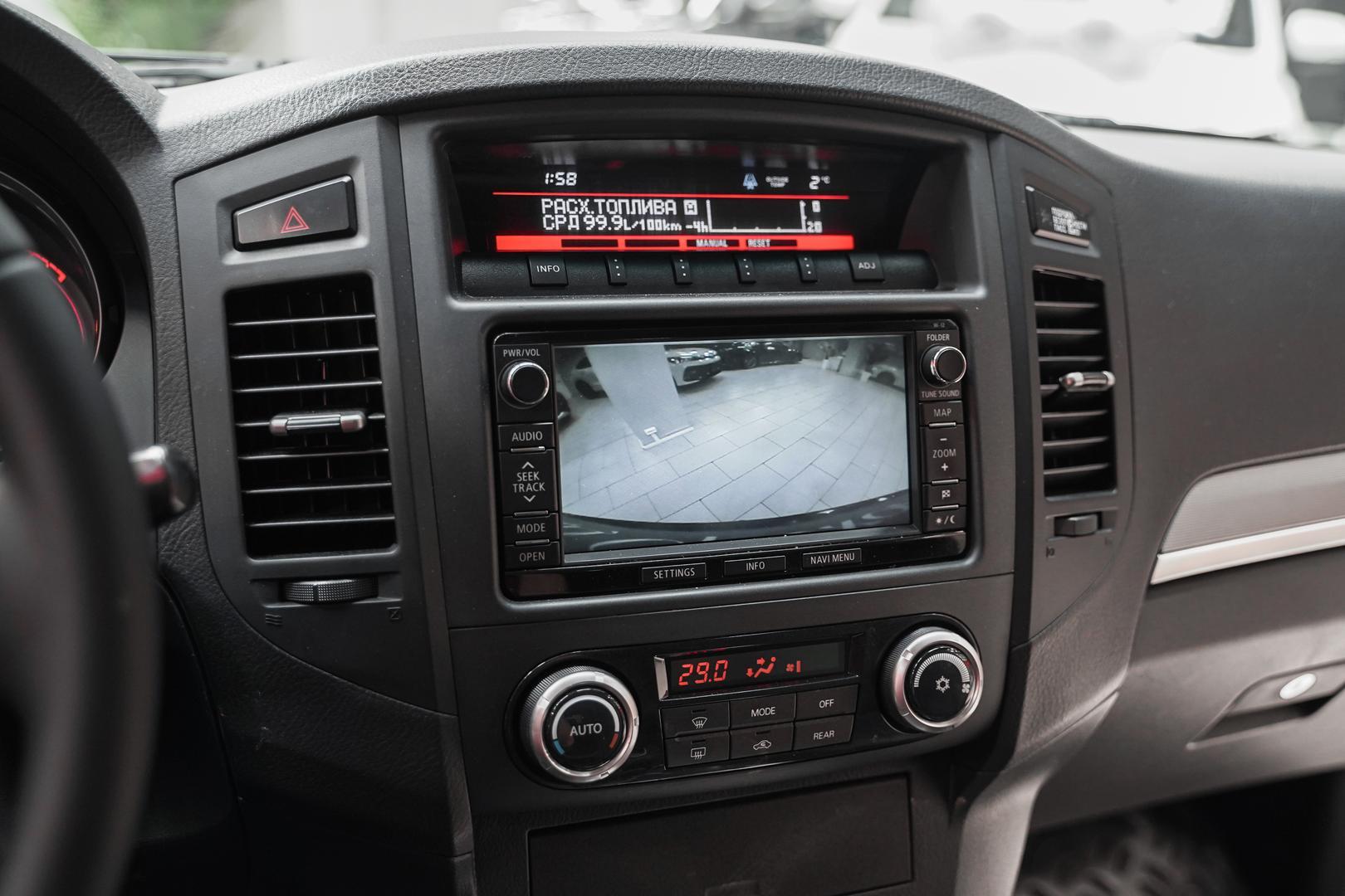 Mitsubishi Pajero 2012, черный, ДЦ Орехово