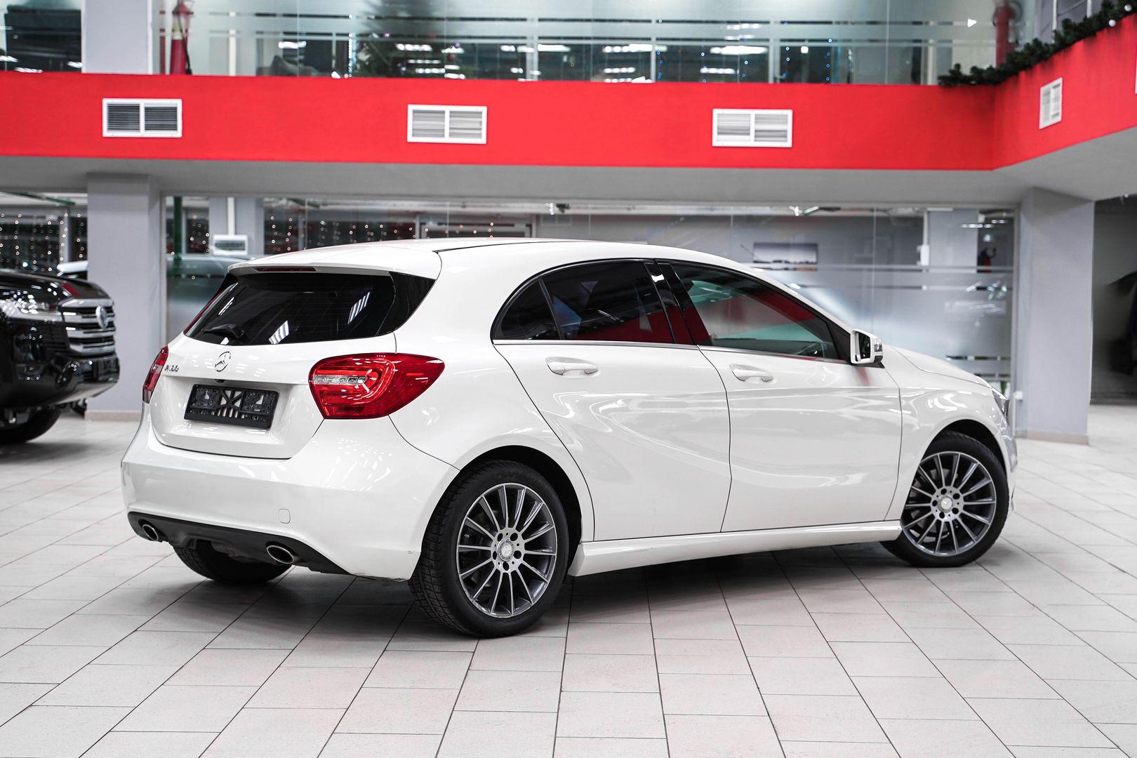 Mercedes-Benz A-Класс 2013, белый, ДЦ Орехово