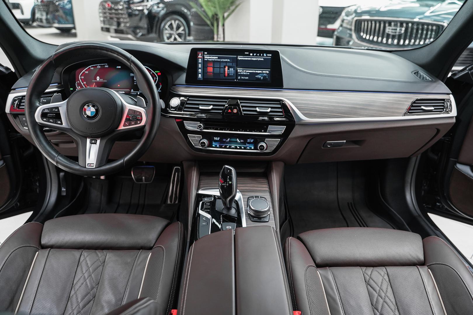 BMW 5 серии 2020, черный, ДЦ Орехово