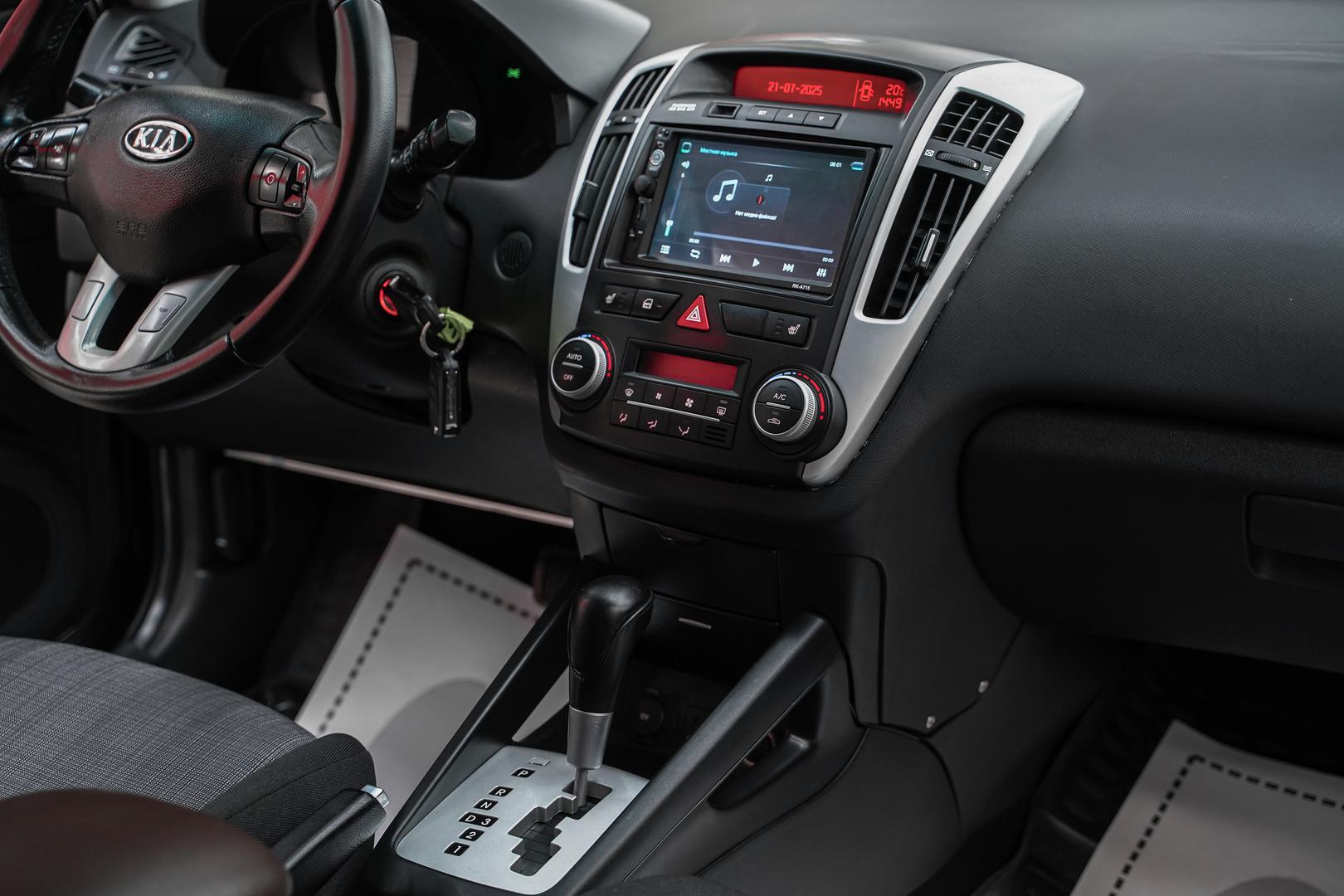 Kia Ceed 2011, серый, ДЦ Орехово