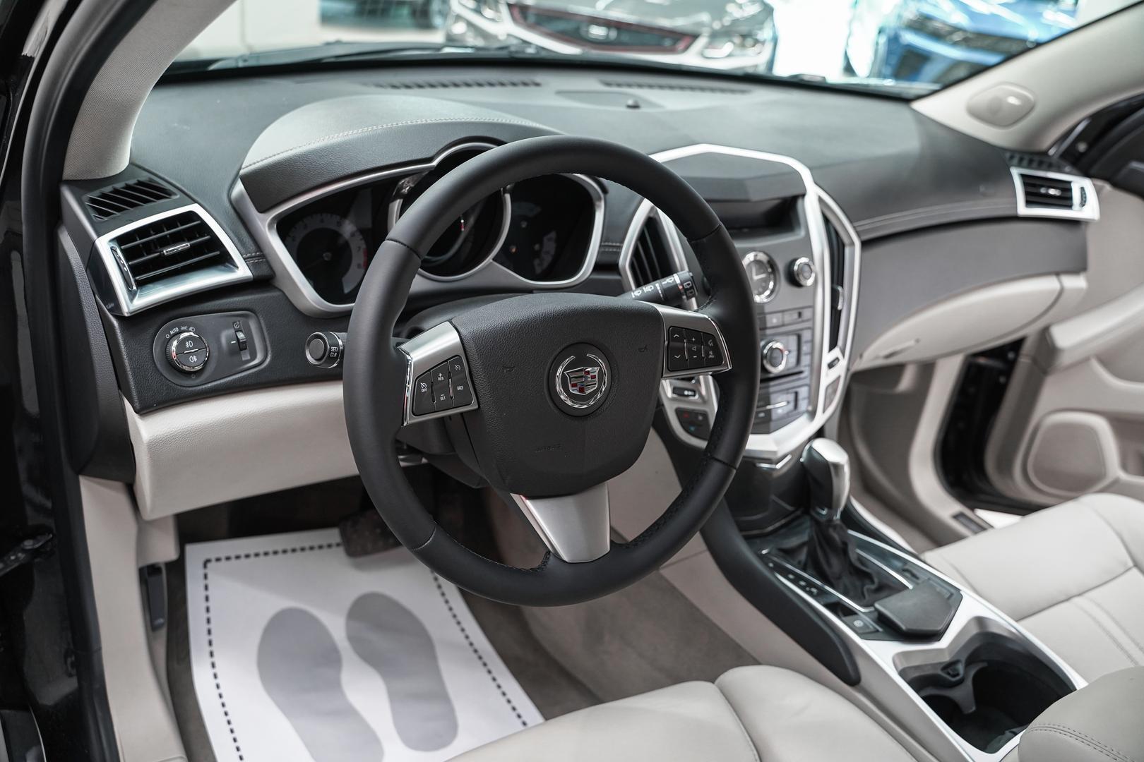 Cadillac SRX 2012, черный, ДЦ Орехово
