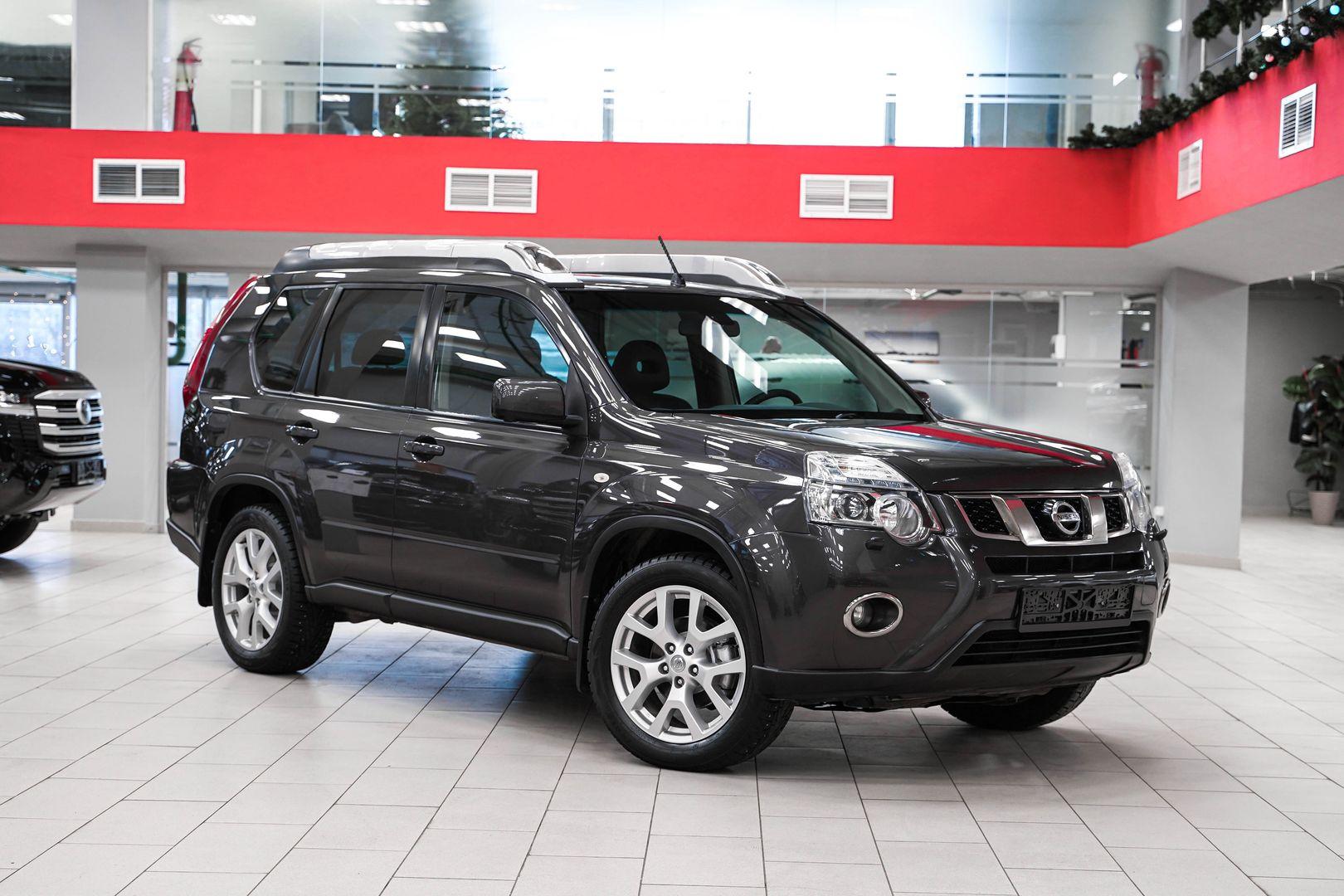 Nissan X-Trail 2013, серый, ДЦ Орехово