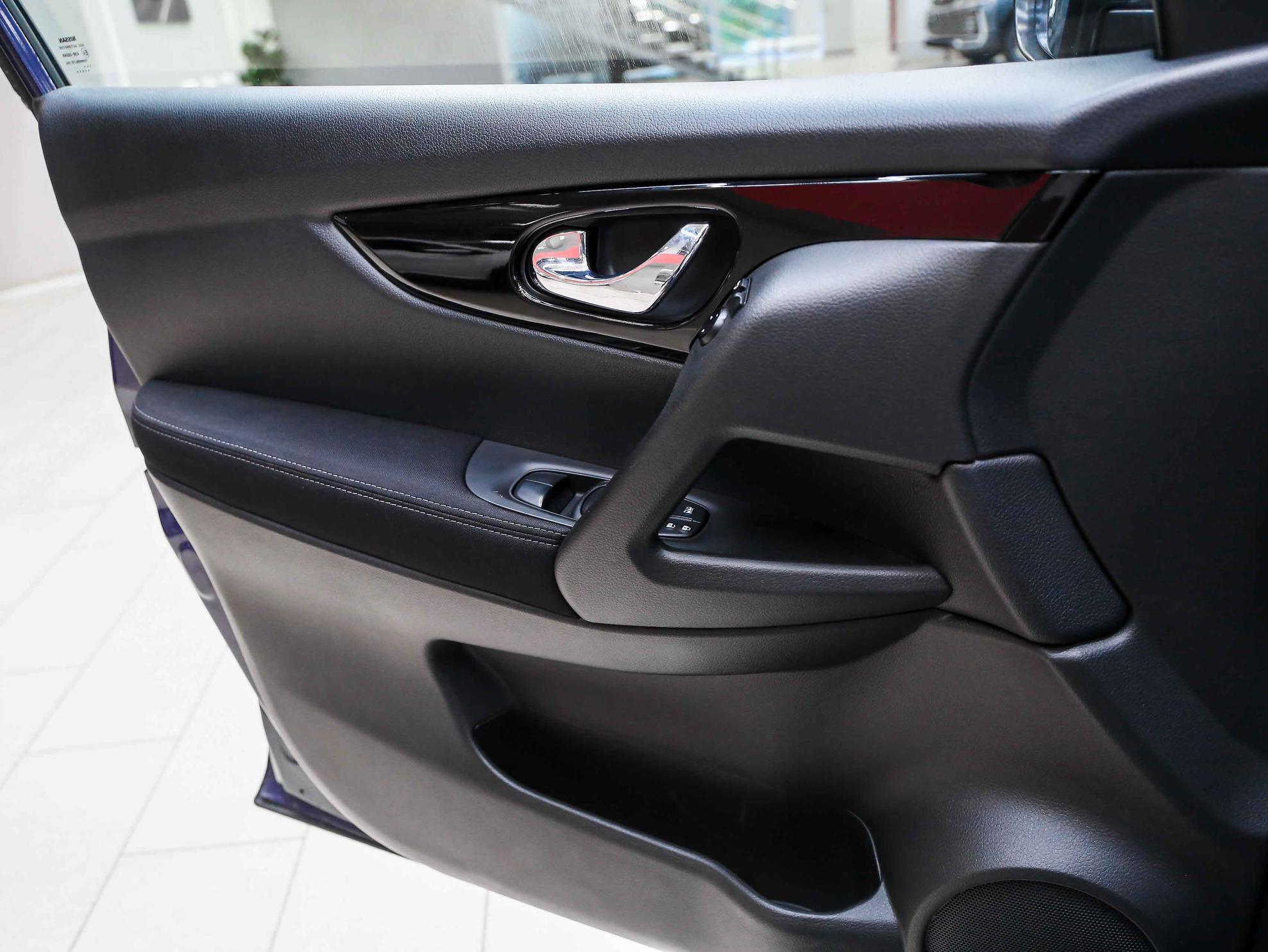 Nissan Qashqai 2017, синий, ДЦ Орехово