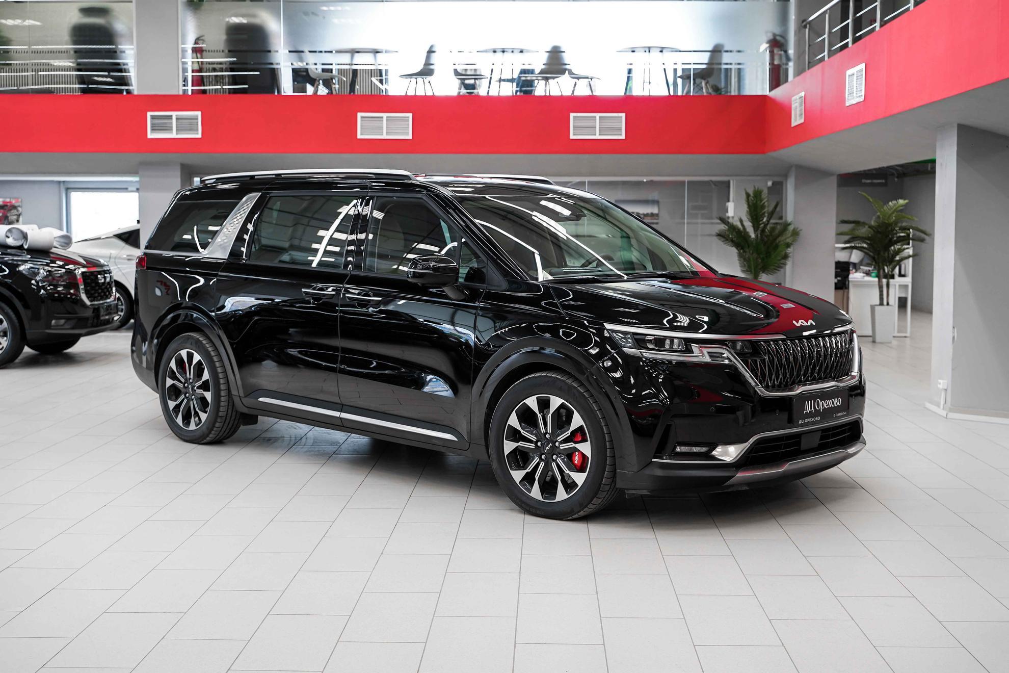 Kia Carnival 2023, черный, ДЦ Орехово