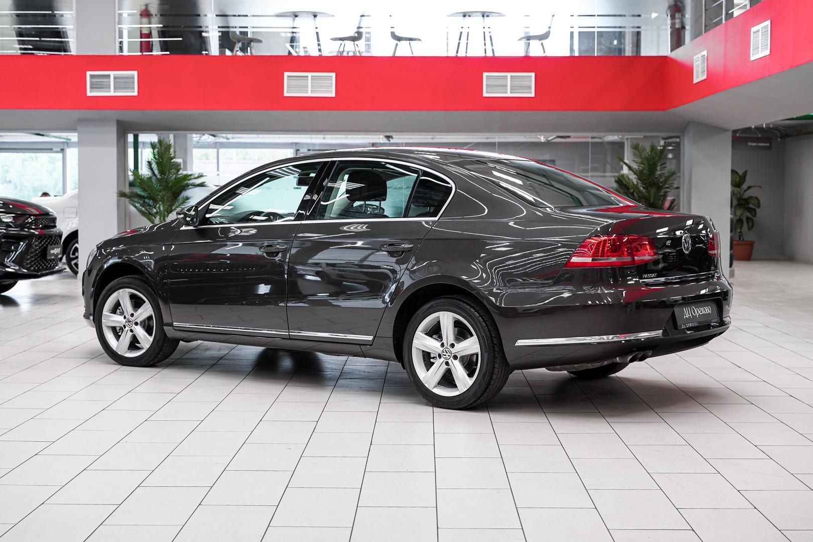 Volkswagen Passat 2014, коричневый, ДЦ Орехово