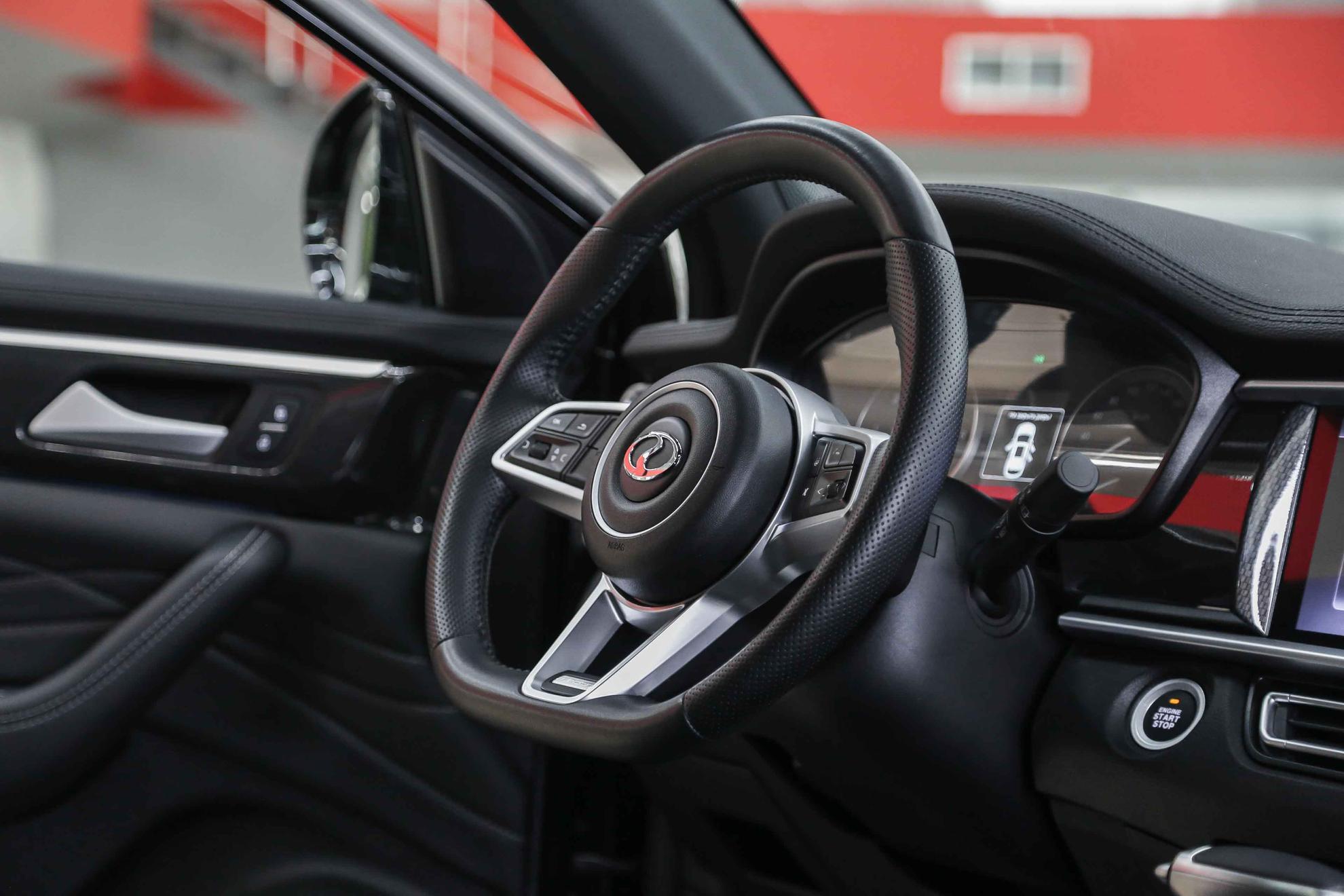 Dongfeng Fengon ix7 2024, черный, ДЦ Орехово
