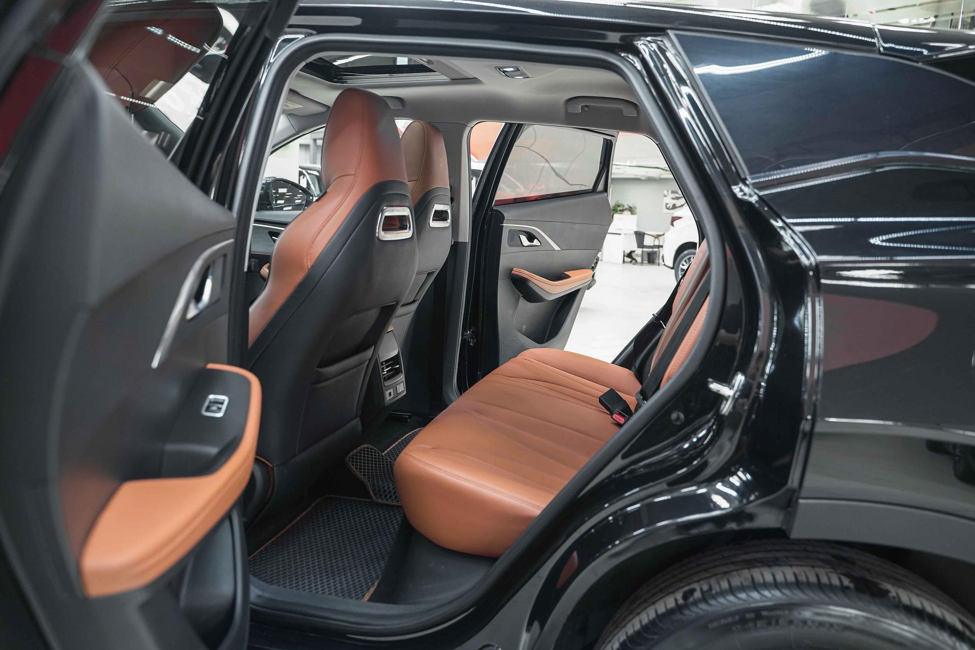 Omoda C5 2022, черный, ДЦ Орехово