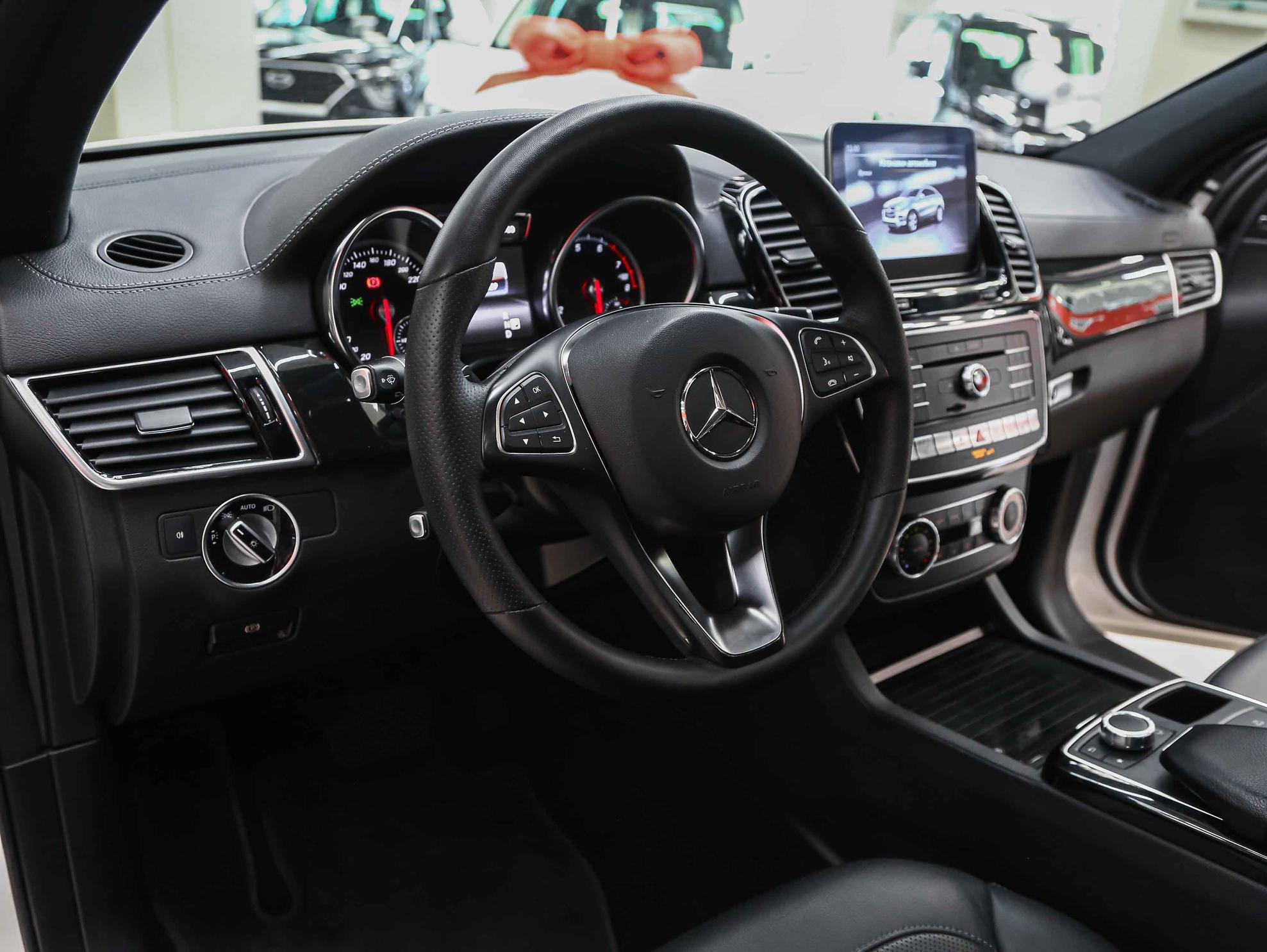Mercedes-Benz GLE Coupe 2018, белый, ДЦ Орехово