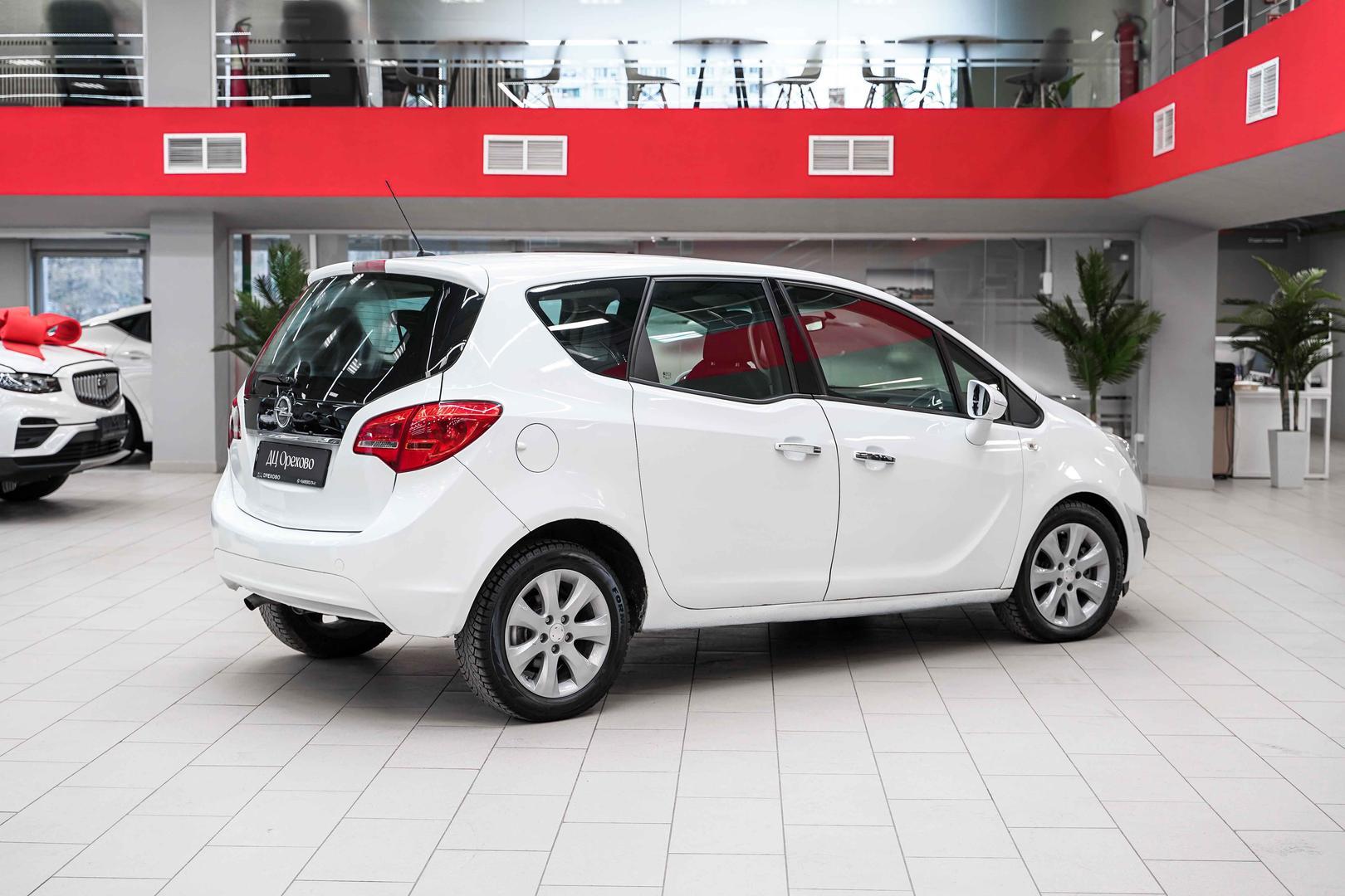 Opel Meriva 2011, белый, ДЦ Орехово