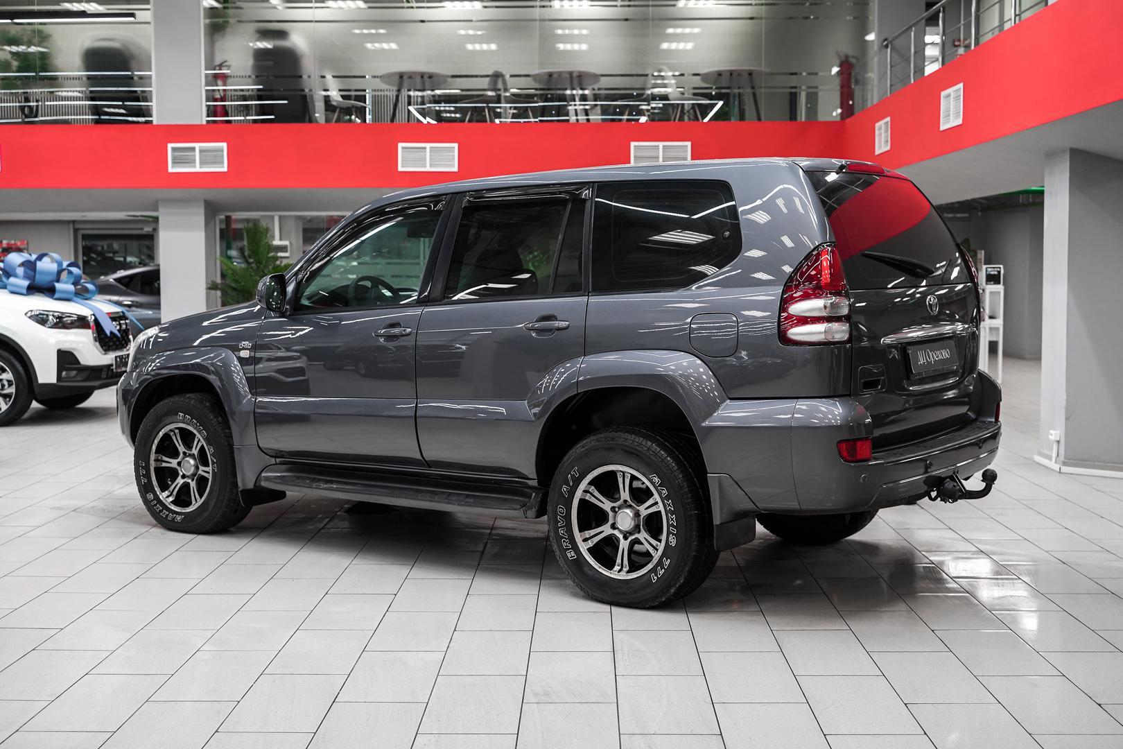 Toyota Land Cruiser Prado 2003, серый, ДЦ Орехово