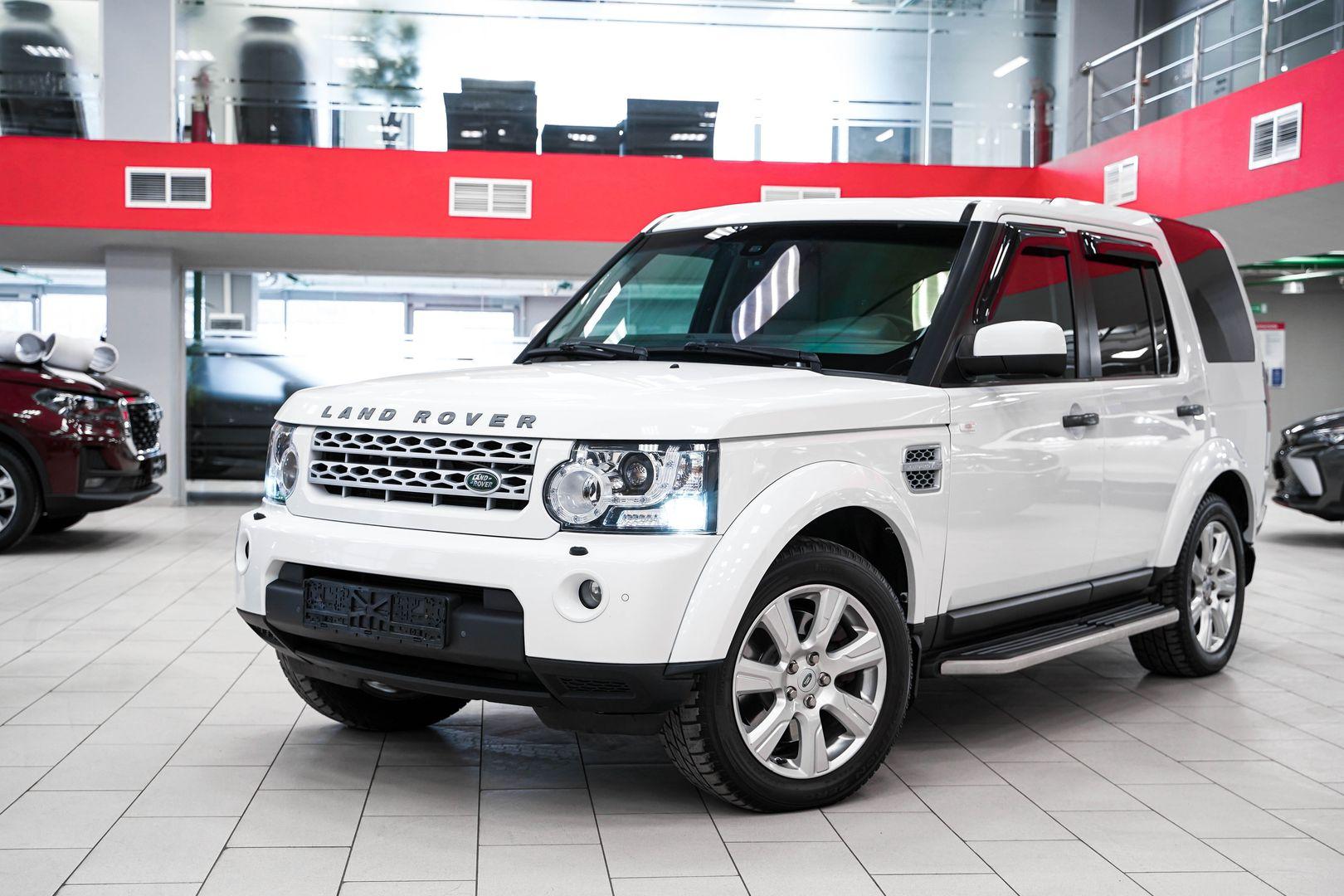 Land Rover Discovery 2013, белый, ДЦ Орехово