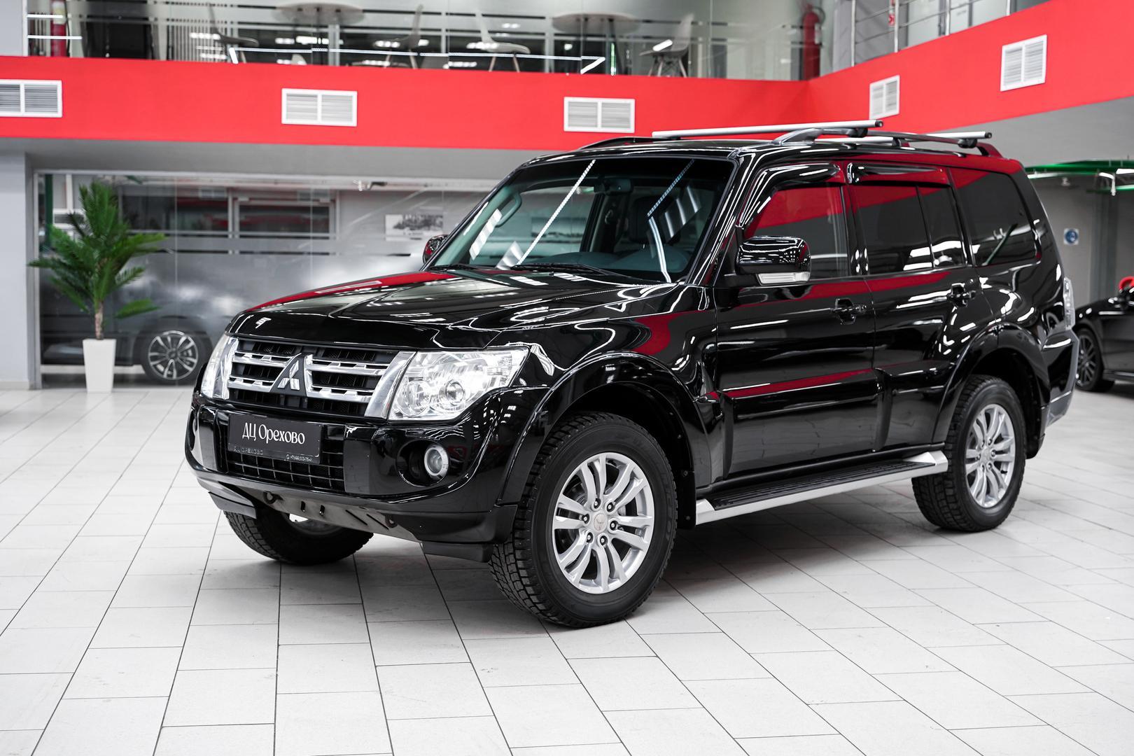 Mitsubishi Pajero 2012, черный, ДЦ Орехово