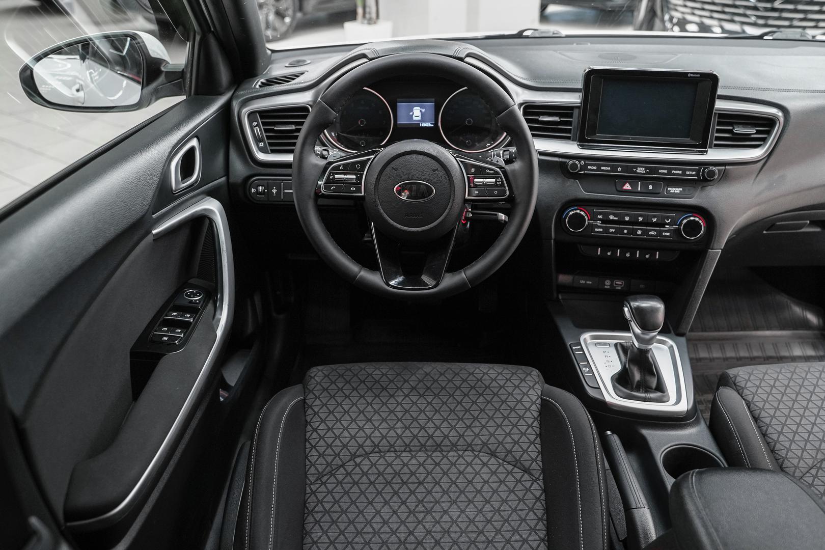 Kia Ceed 2019, белый, ДЦ Орехово