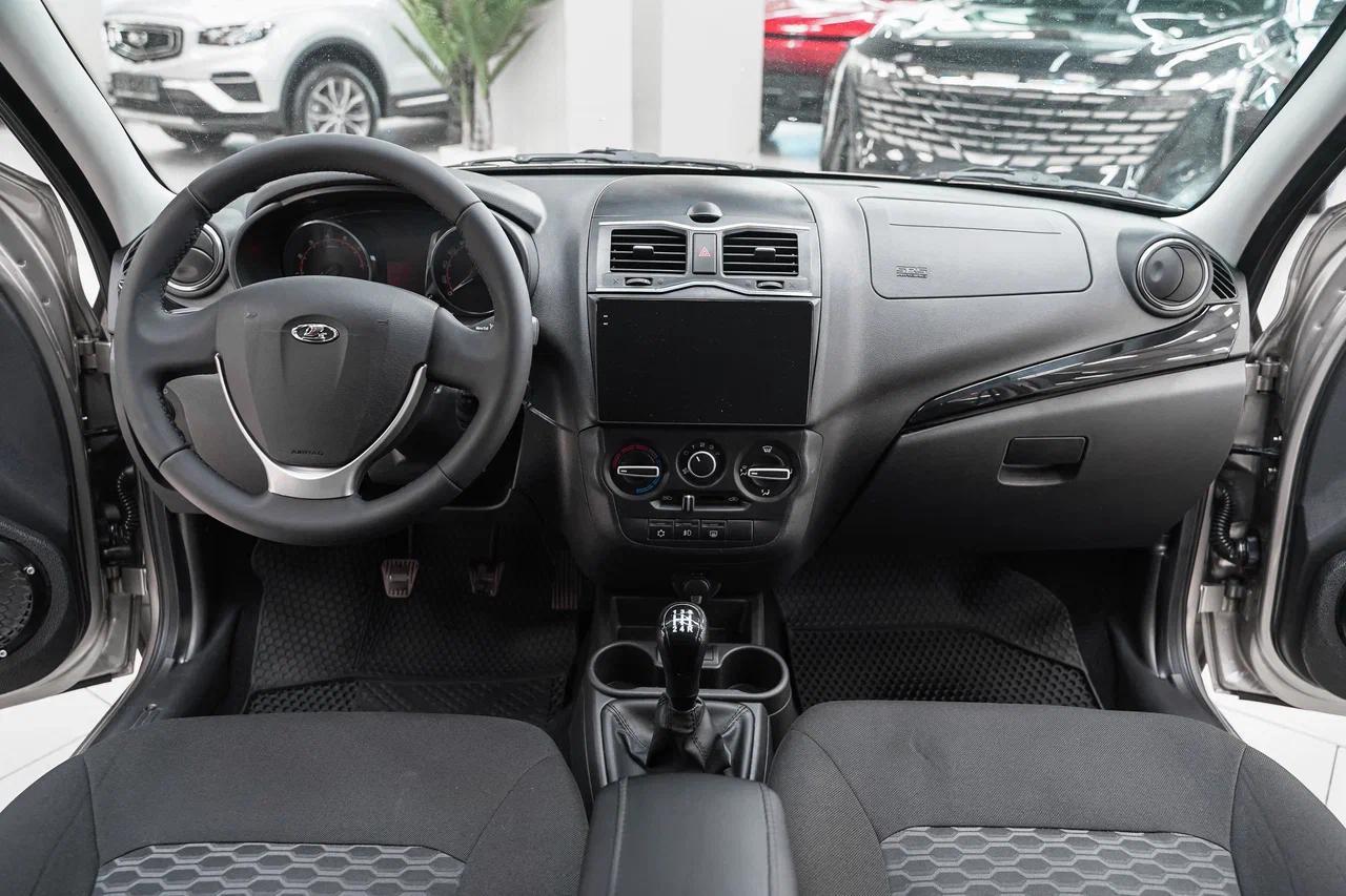 LADA (ВАЗ) Granta 2021, серебряный, ДЦ Орехово