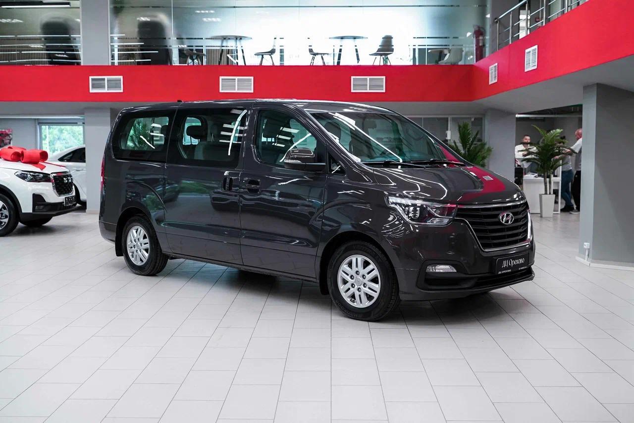 Hyundai H-1 2019, коричневый, ДЦ Орехово