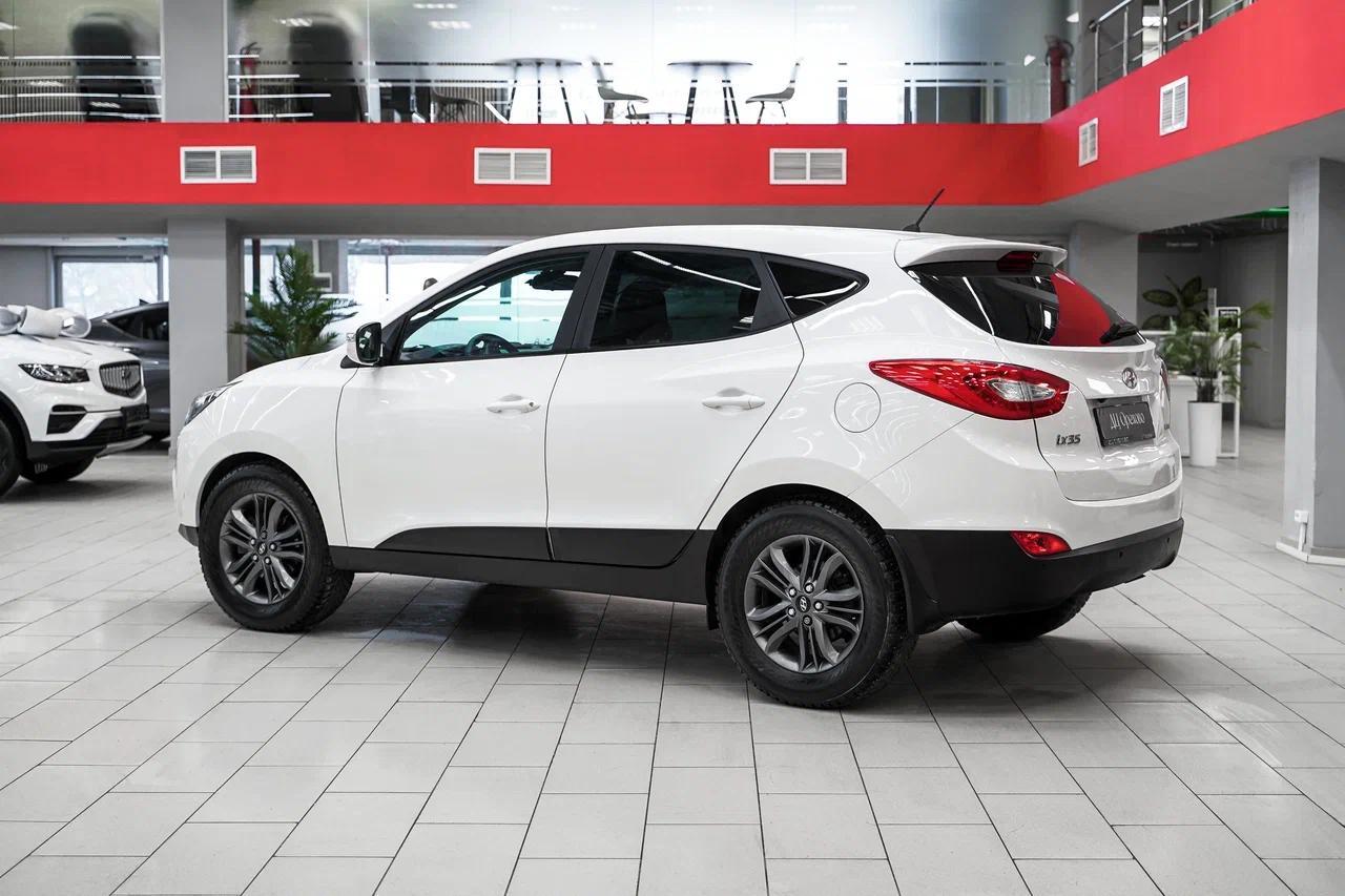 Hyundai ix35 2015, белый, ДЦ Орехово