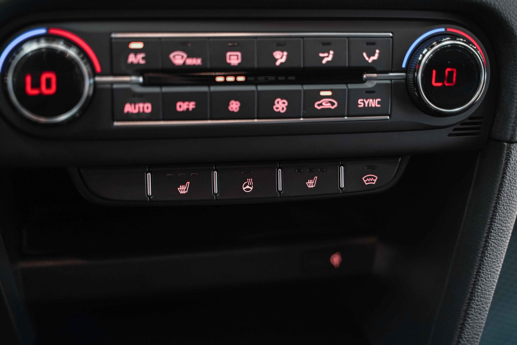 Kia Ceed 2019, белый, ДЦ Орехово