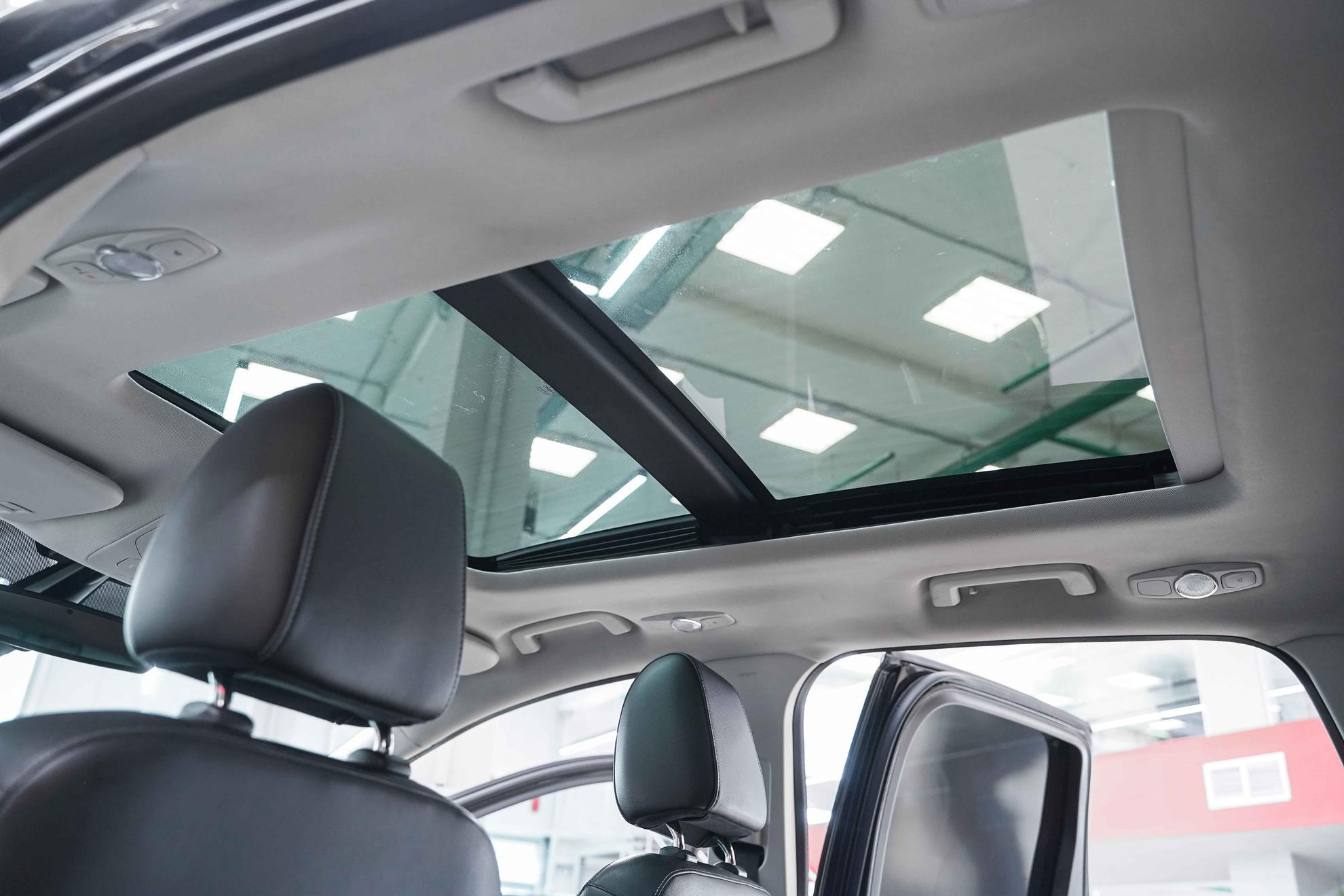 Ford Kuga 2016, черный, ДЦ Орехово