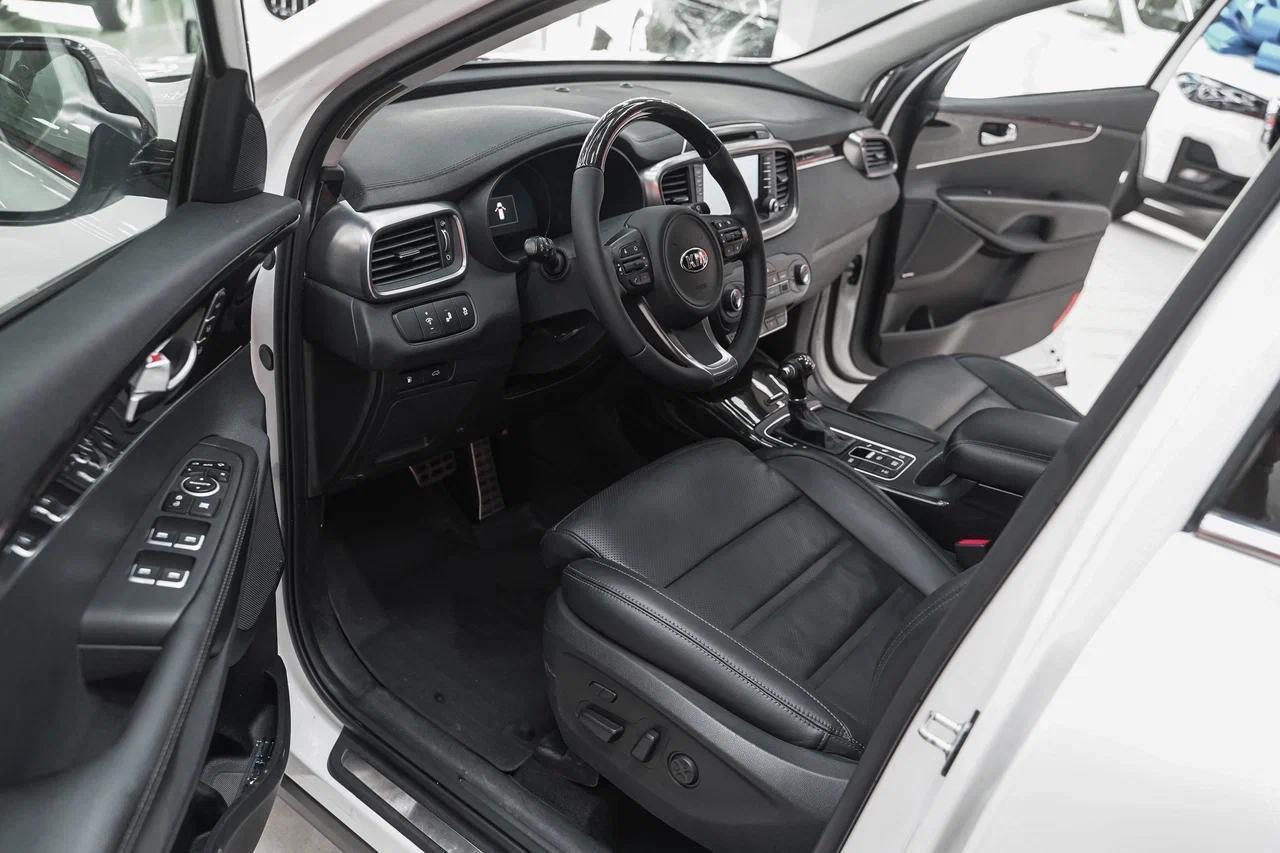 Kia Sorento 2016, белый, ДЦ Орехово