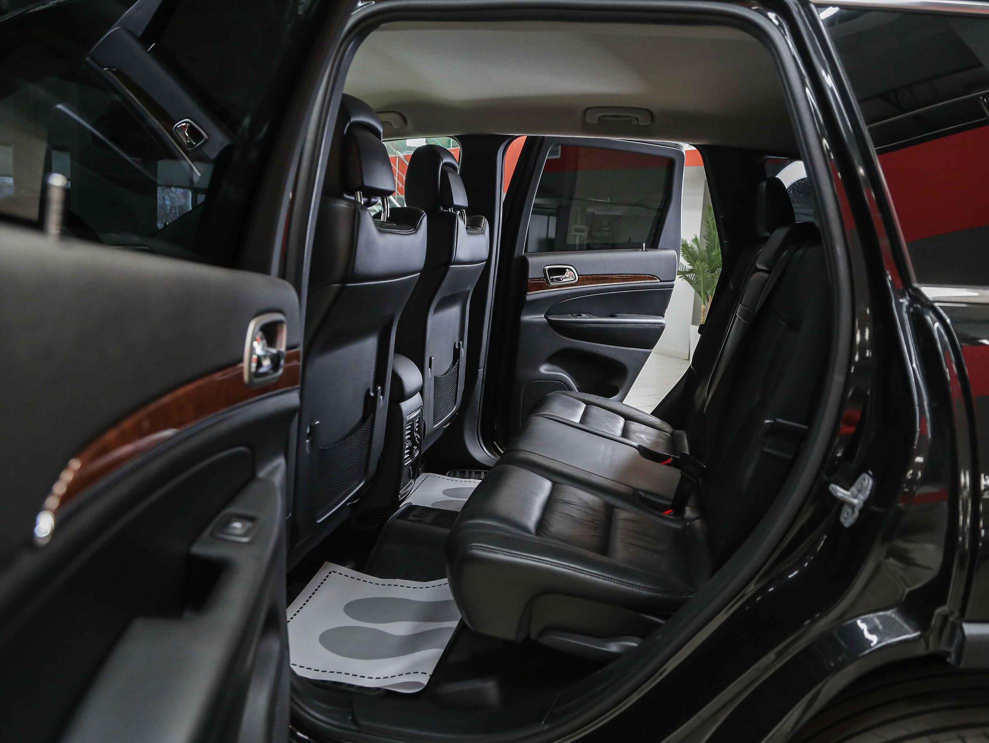 Jeep Grand Cherokee 2011, черный, ДЦ Орехово